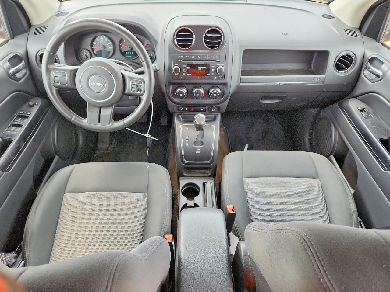 2013 Jeep Compass Latitude Красный vin: 1C4NJDEB8DD240402