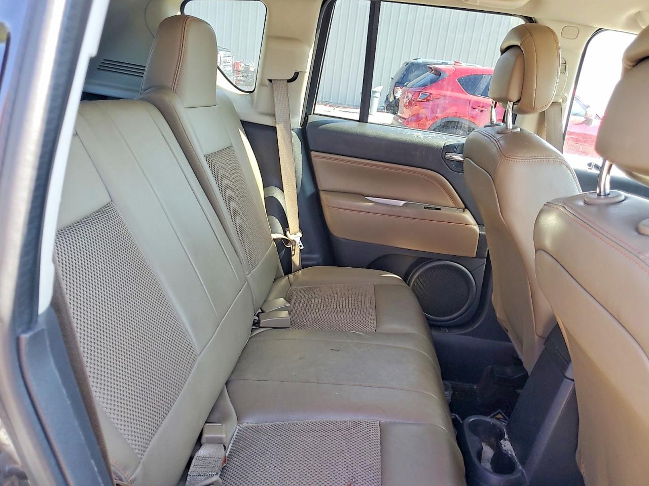 2014 Jeep Compass Latitude Бордовый vin: 1C4NJDEB8ED621796