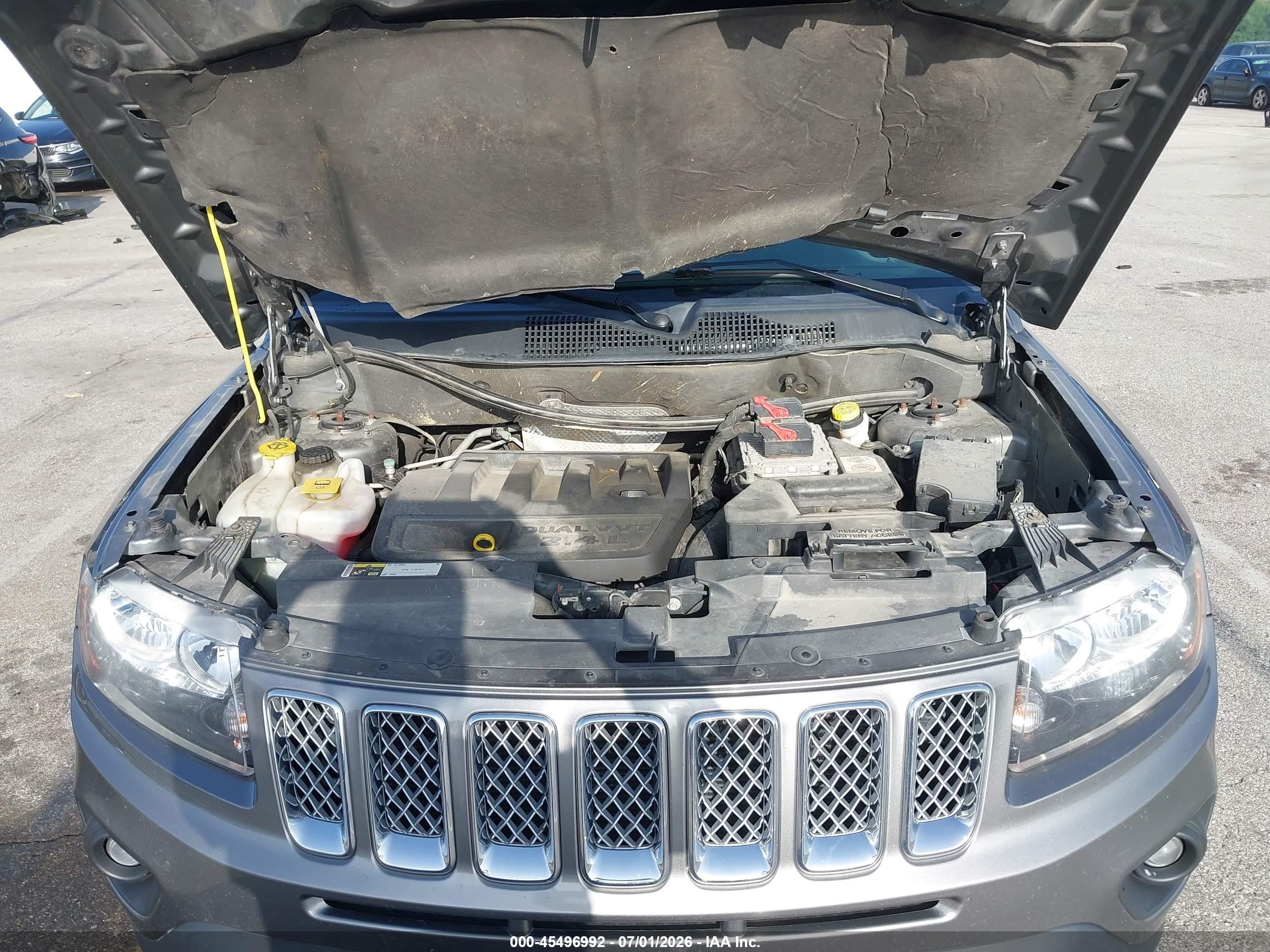 2014 Jeep Compass Latitude Gray vin: 1C4NJDEB8ED632829