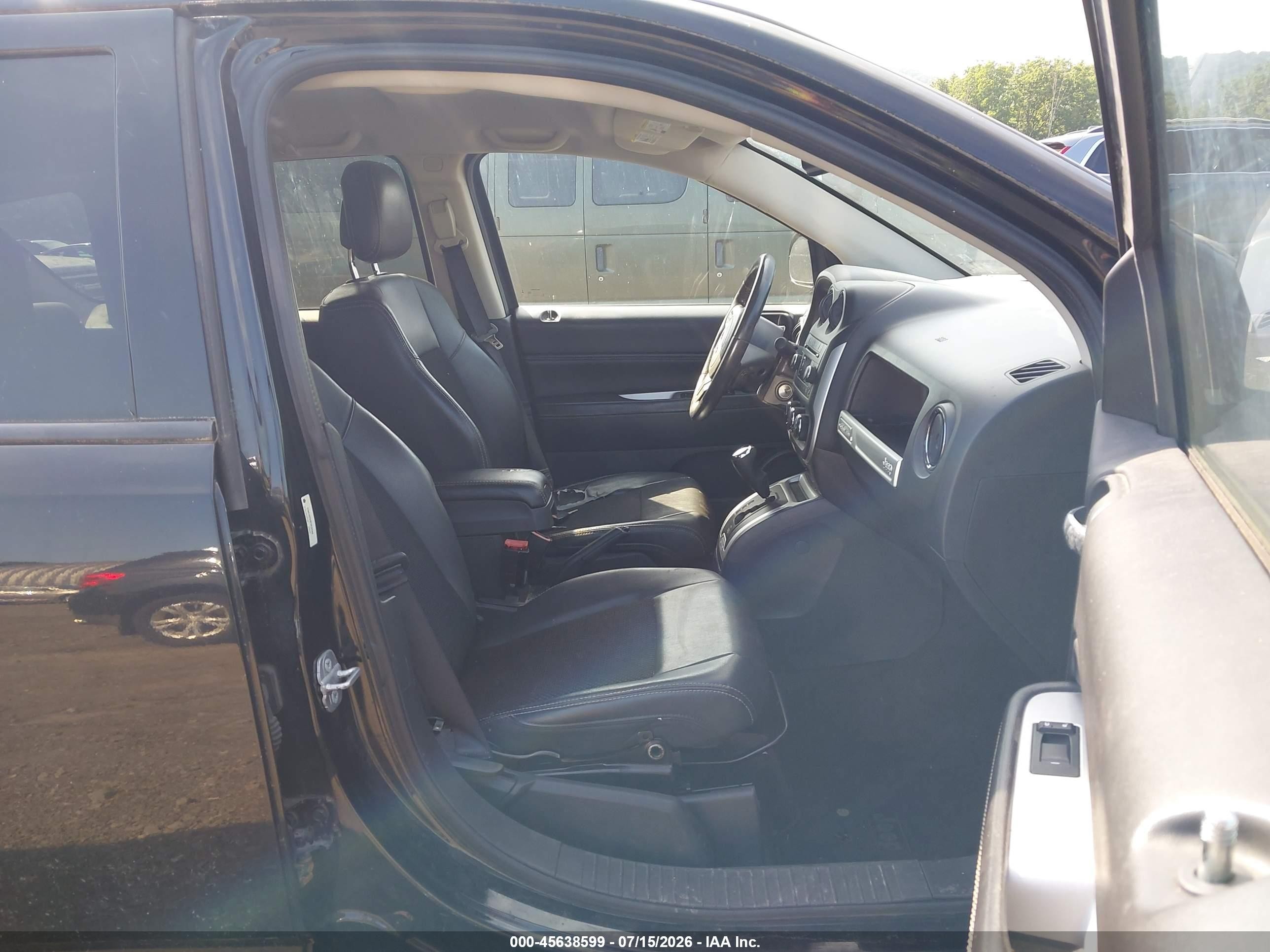 2014 Jeep Compass Latitude Black vin: 1C4NJDEB8ED632944