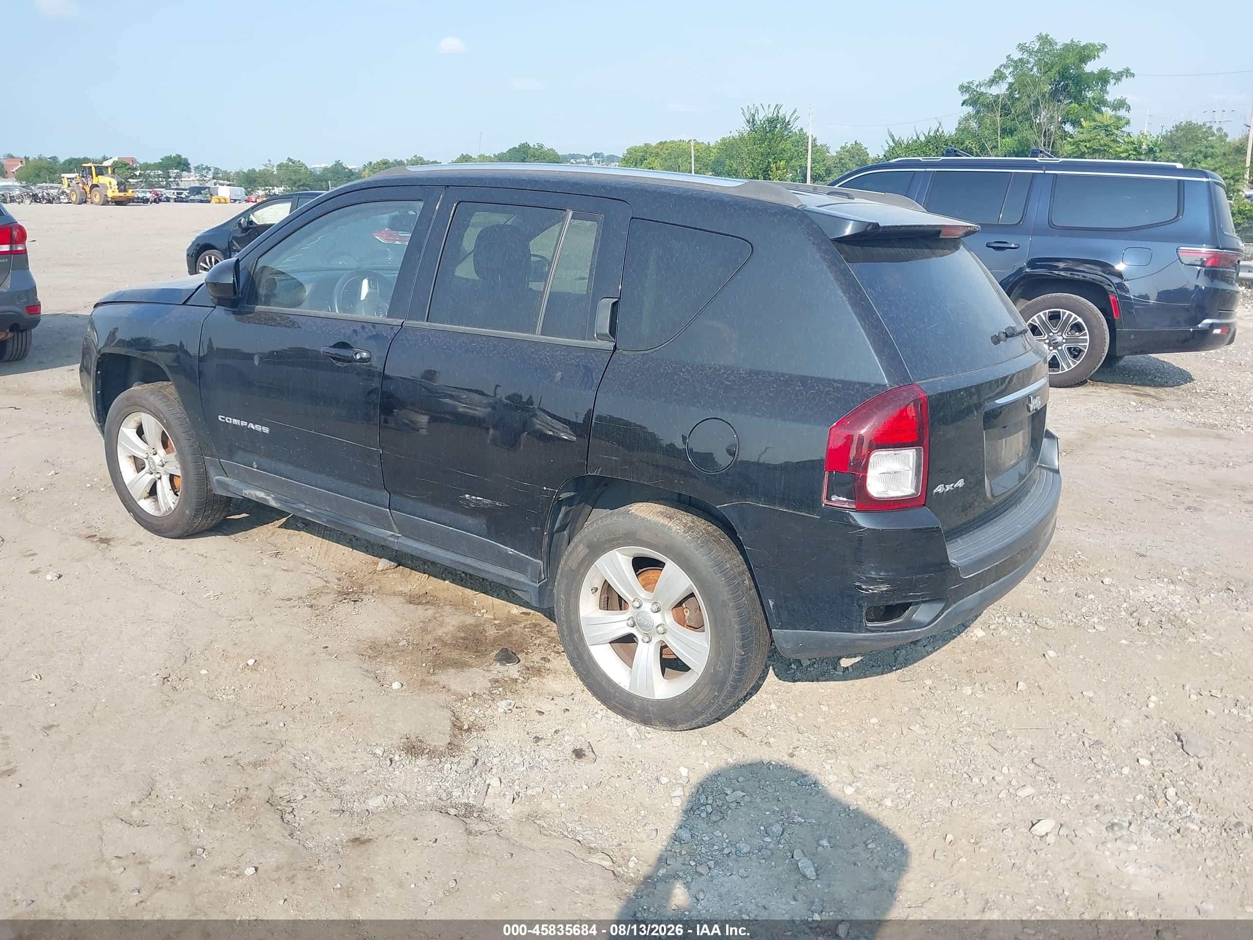 2015 Jeep Compass Latitude Black vin: 1C4NJDEB8FD162903