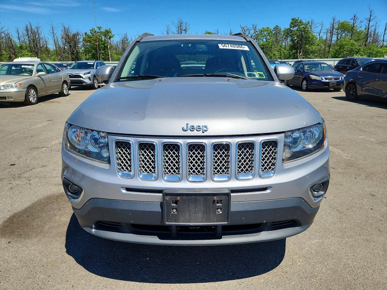 2015 Jeep Compass Latitude Серебряный vin: 1C4NJDEB8FD290722