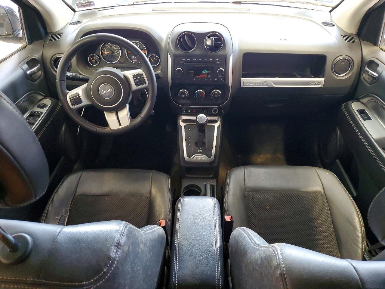 2015 Jeep Compass Latitude Black vin: 1C4NJDEB8FD412561