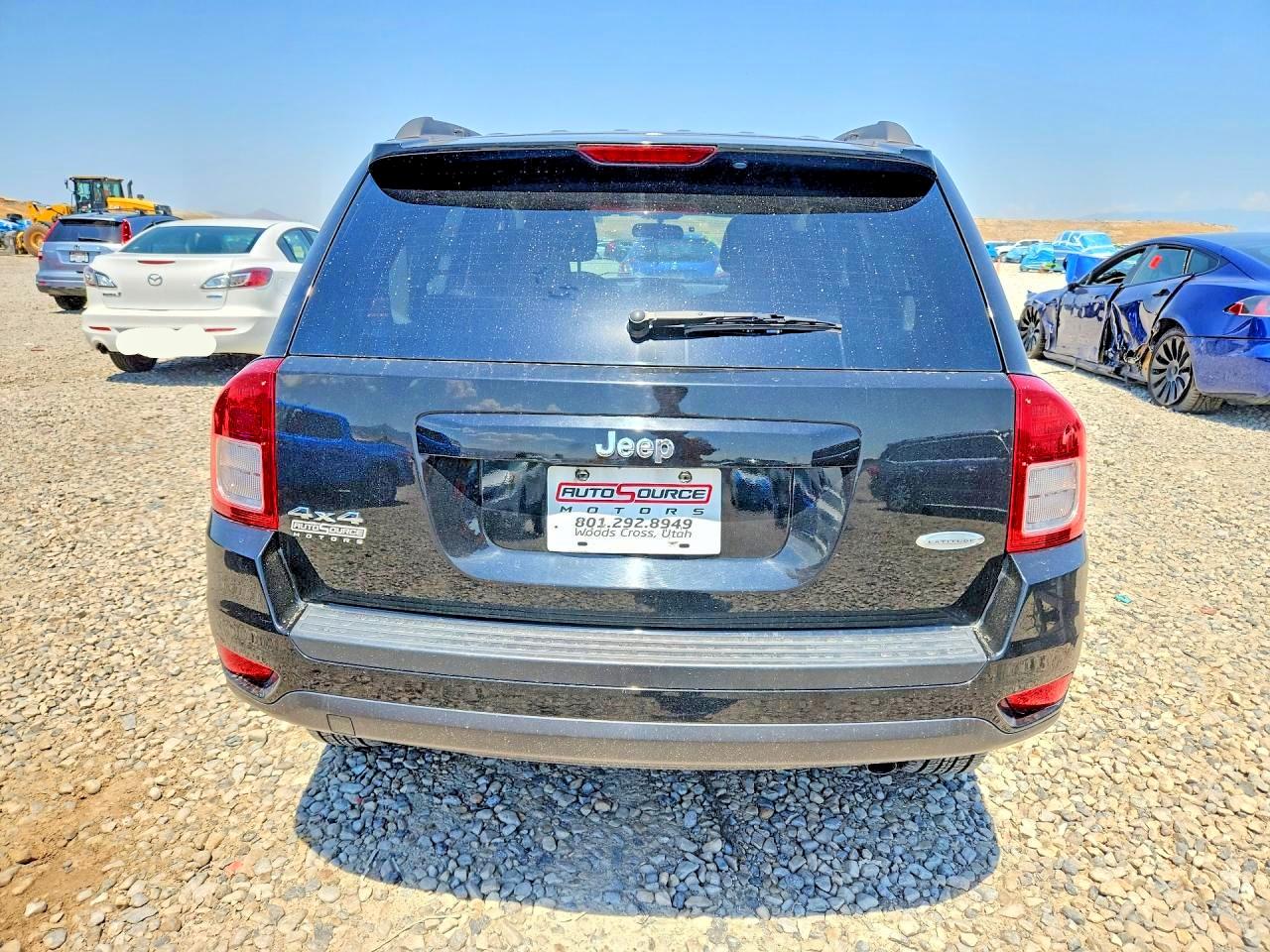 2012 Jeep Compass Latitude Black vin: 1C4NJDEB9CD559306