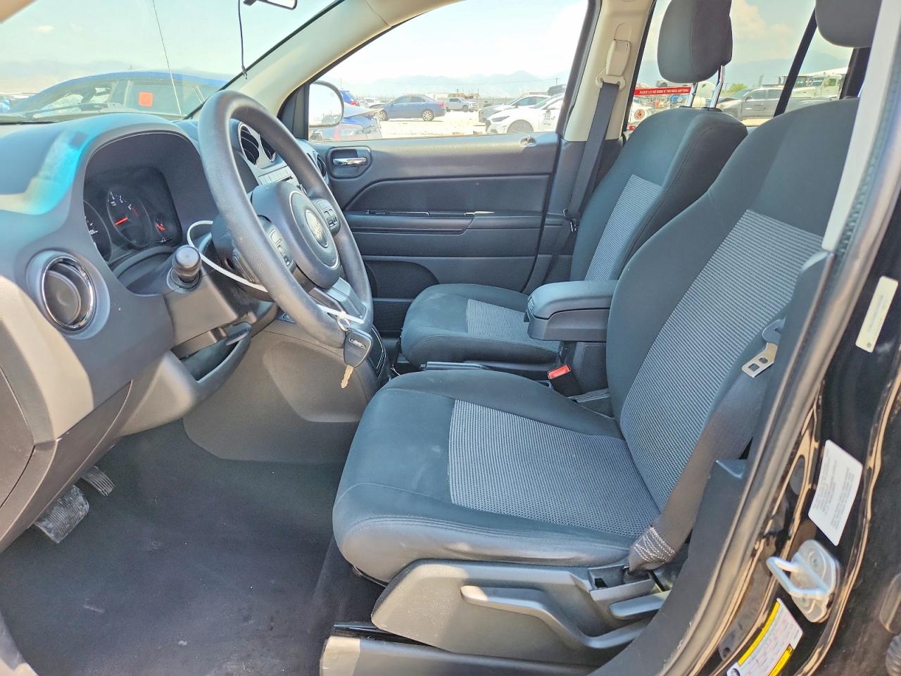 2012 Jeep Compass Latitude Black vin: 1C4NJDEB9CD559306