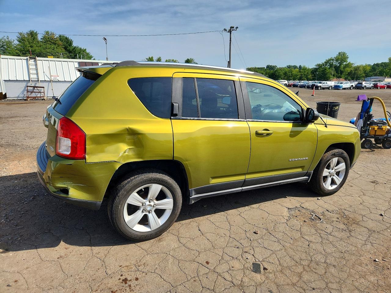 2012 Jeep Compass Latitude Green vin: 1C4NJDEB9CD572525
