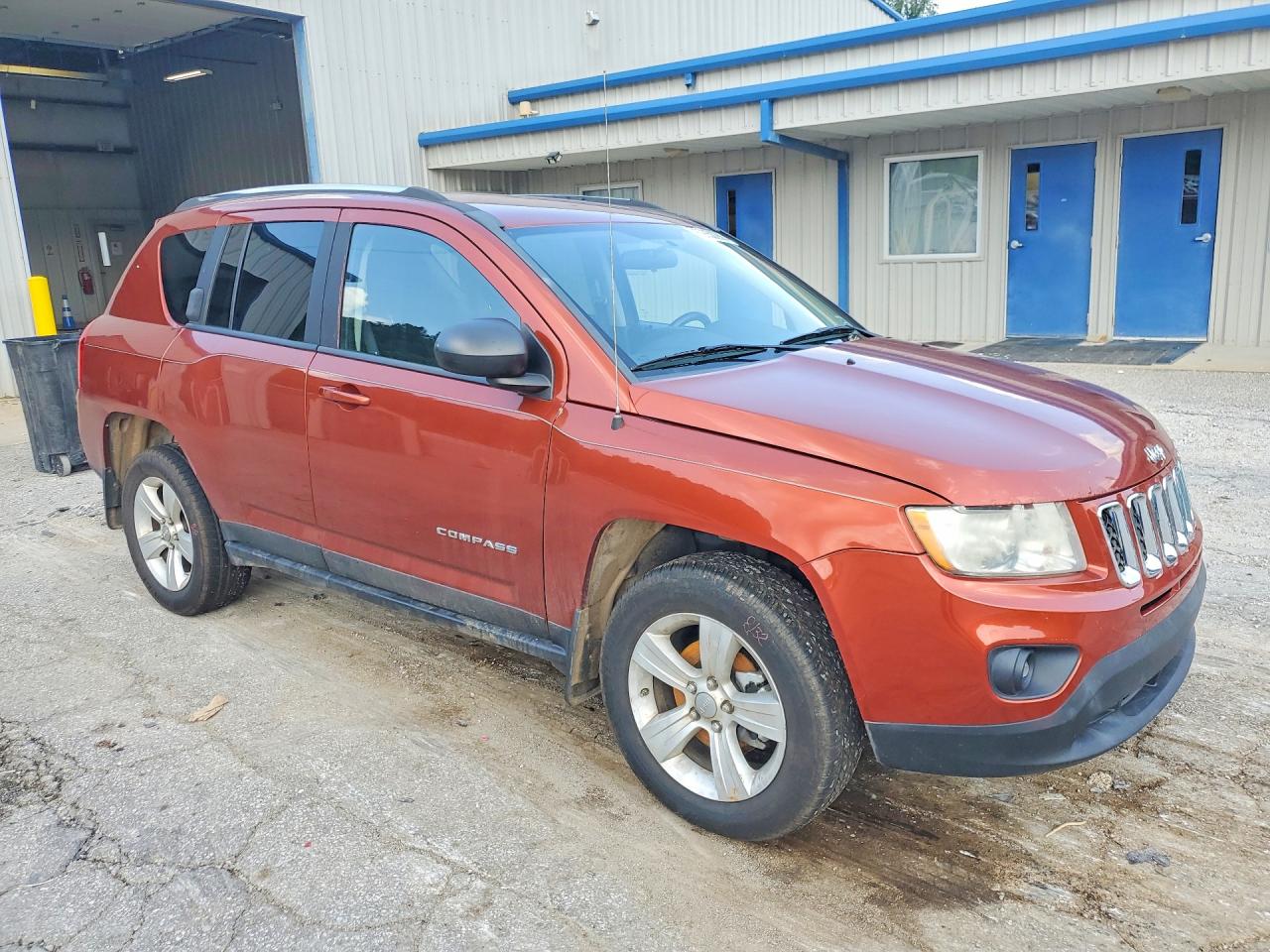 2012 Jeep Compass Latitude Оранжевый vin: 1C4NJDEB9CD675962