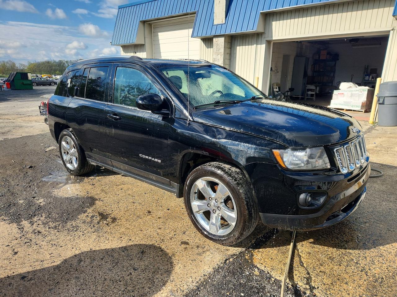 2014 Jeep Compass Latitude Black vin: 1C4NJDEB9ED817052