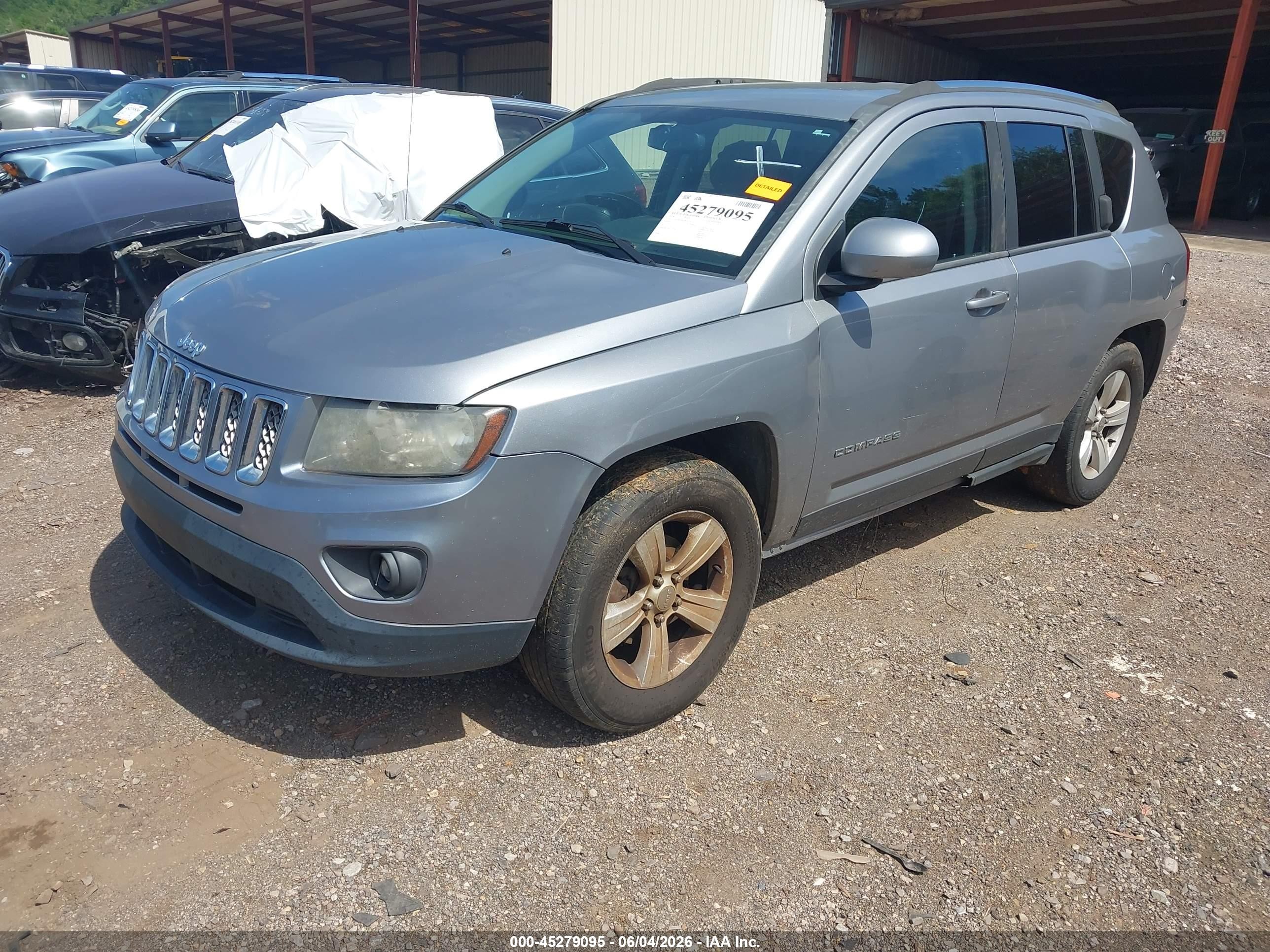 2014 Jeep Compass Latitude Серый vin: 1C4NJDEB9ED824938
