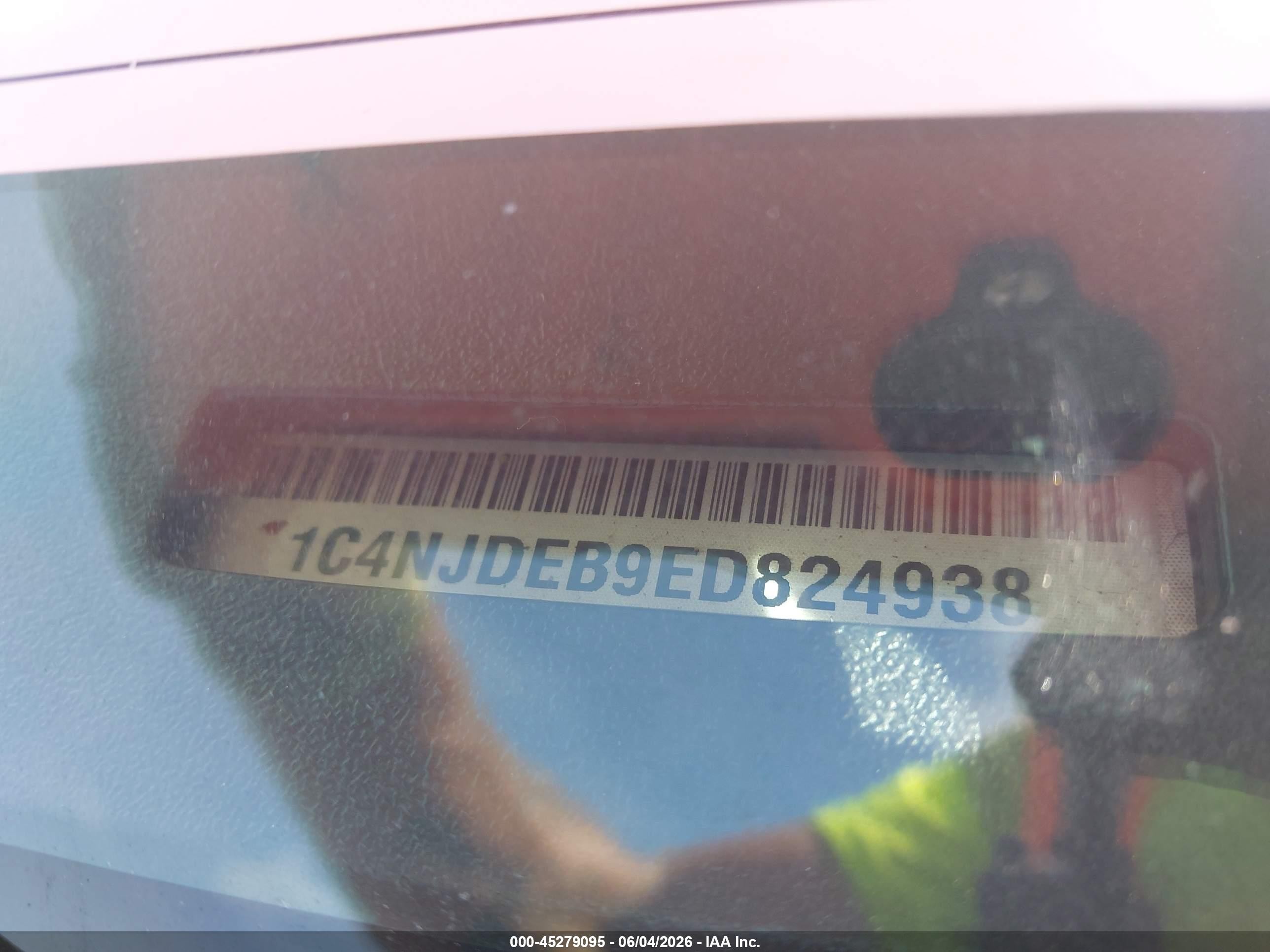 2014 Jeep Compass Latitude Серый vin: 1C4NJDEB9ED824938