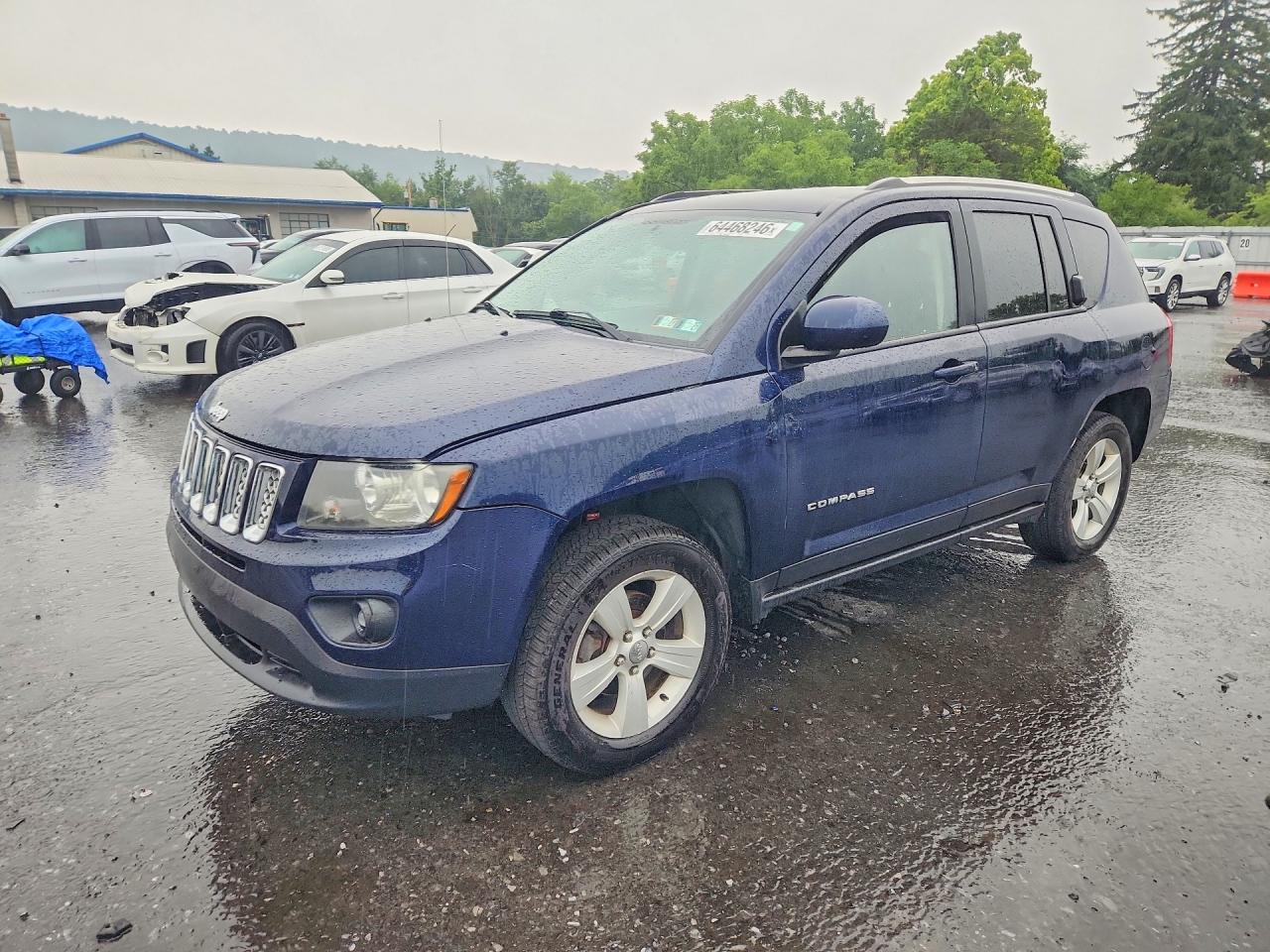 2014 Jeep Compass Latitude Blue vin: 1C4NJDEB9ED848057