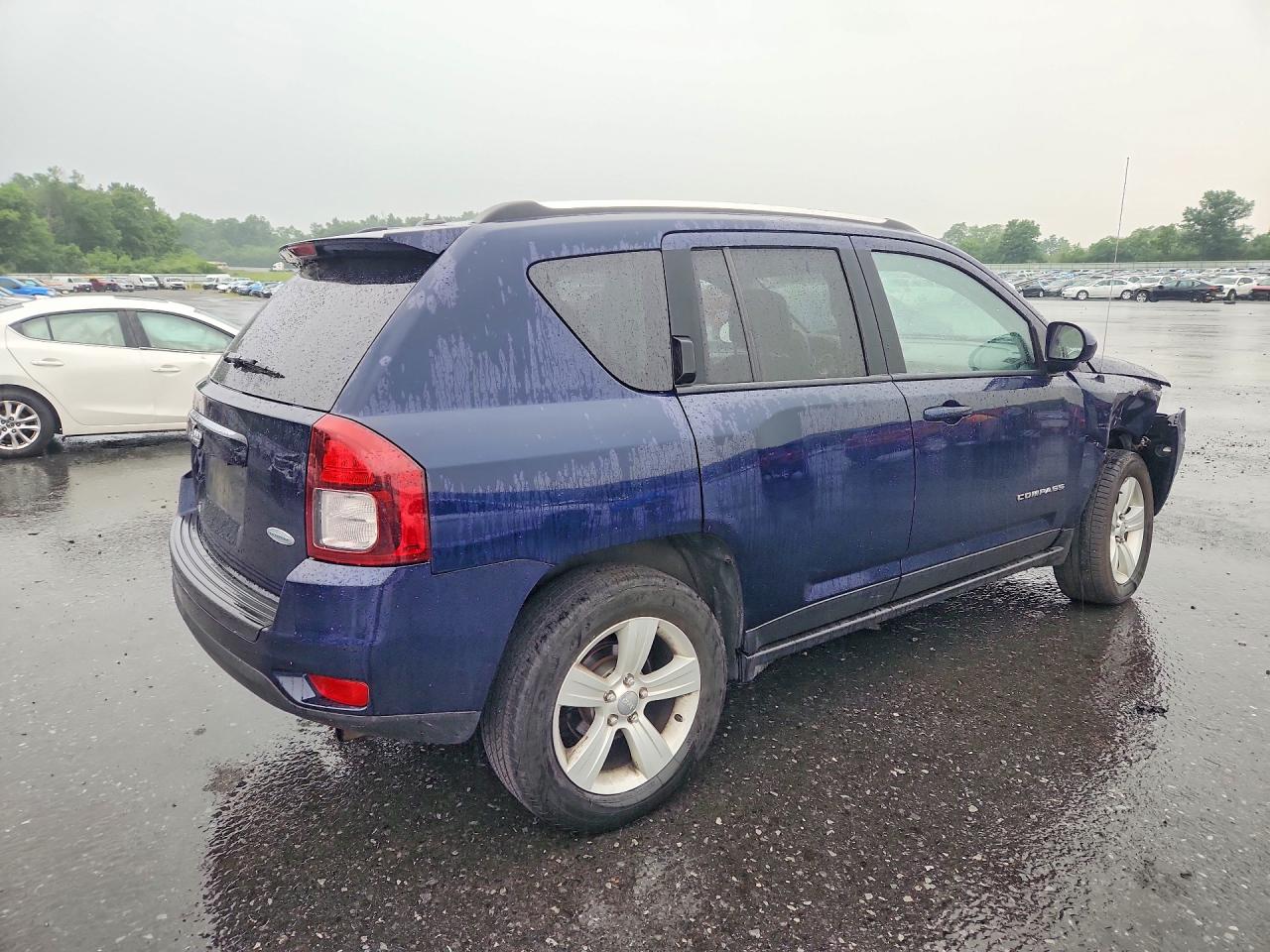 2014 Jeep Compass Latitude Blue vin: 1C4NJDEB9ED848057