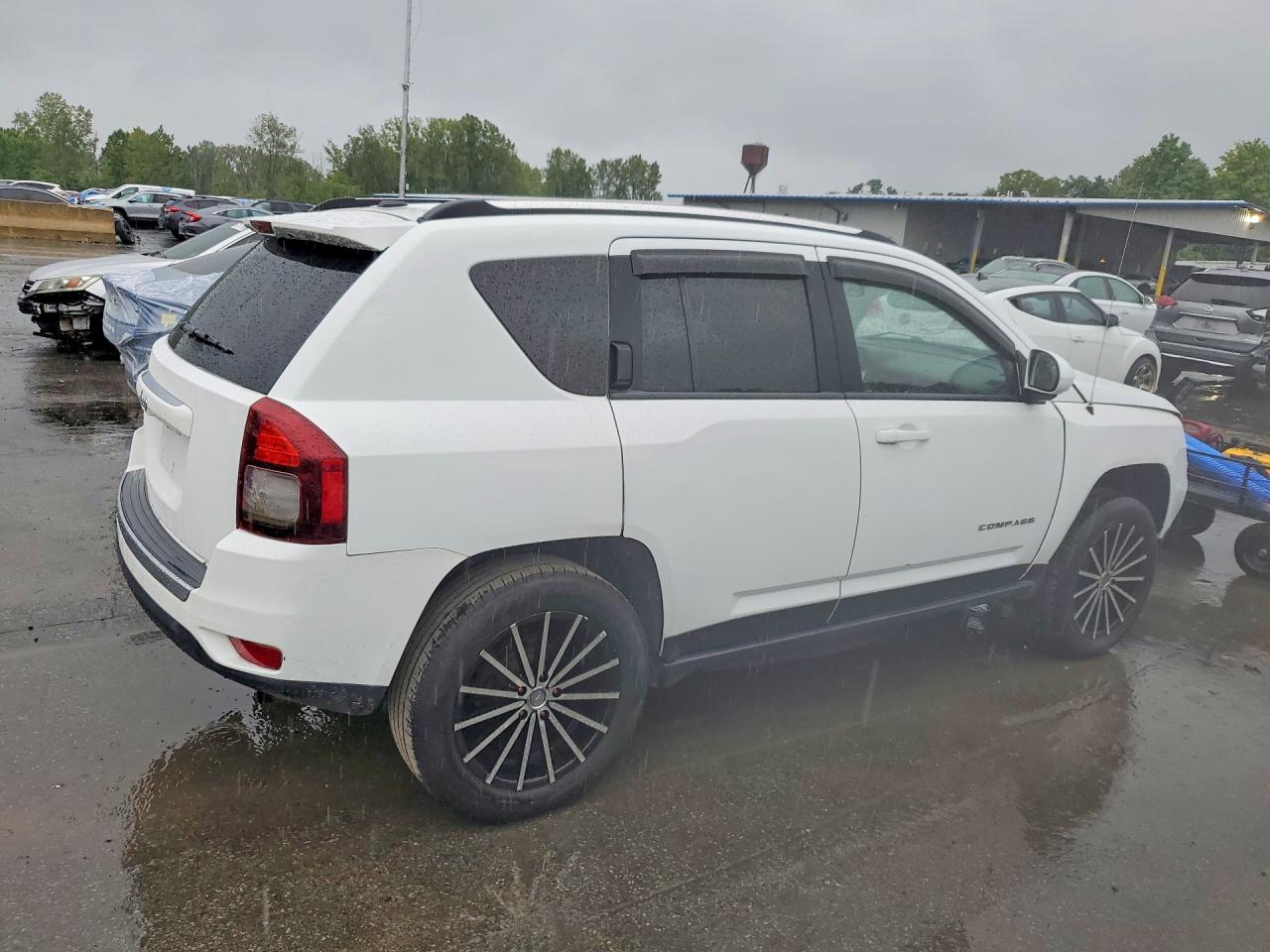 2015 Jeep Compass Sport White vin: 1C4NJDEB9FD105447