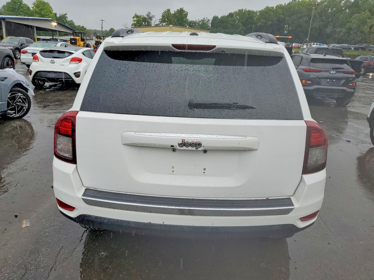 2015 Jeep Compass Sport White vin: 1C4NJDEB9FD105447