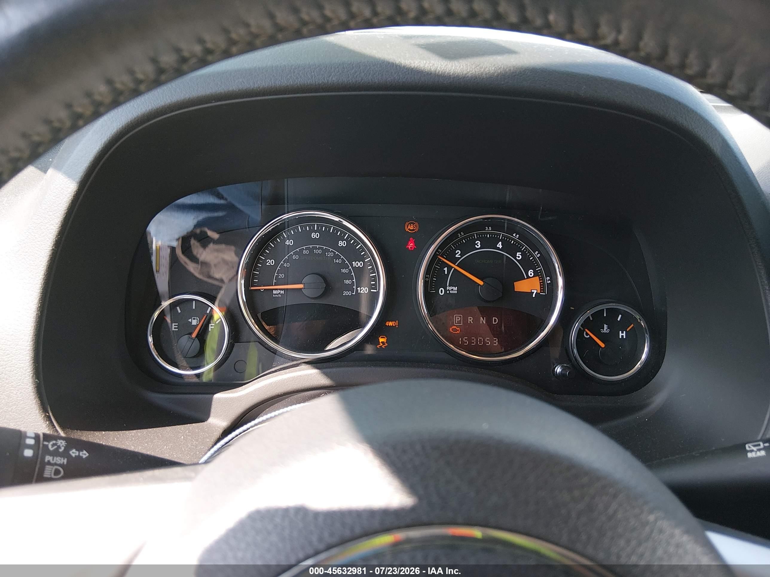 2015 Jeep Compass Latitude White vin: 1C4NJDEB9FD207718