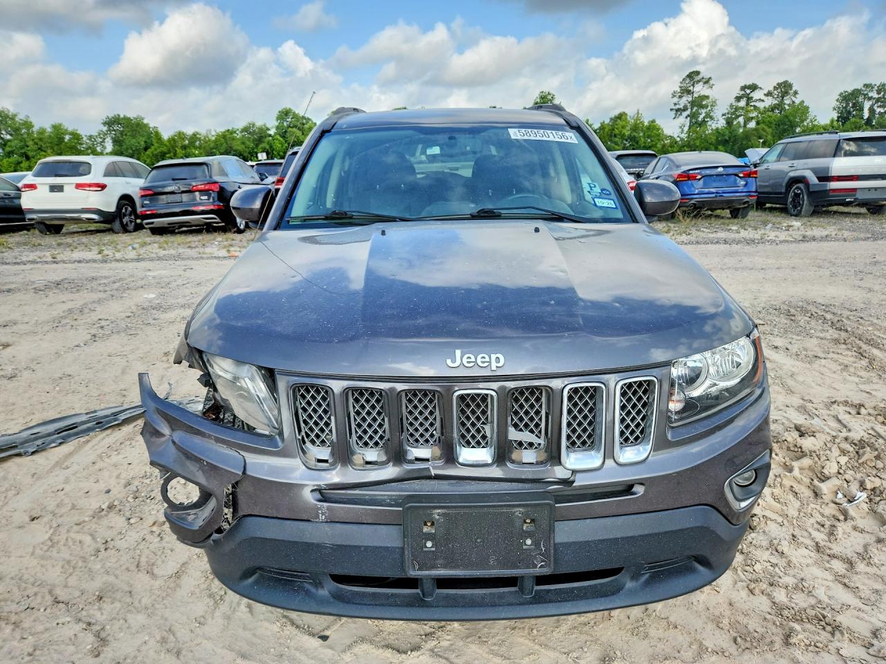 2017 Jeep Compass Latitude Gray vin: 1C4NJDEB9HD126981