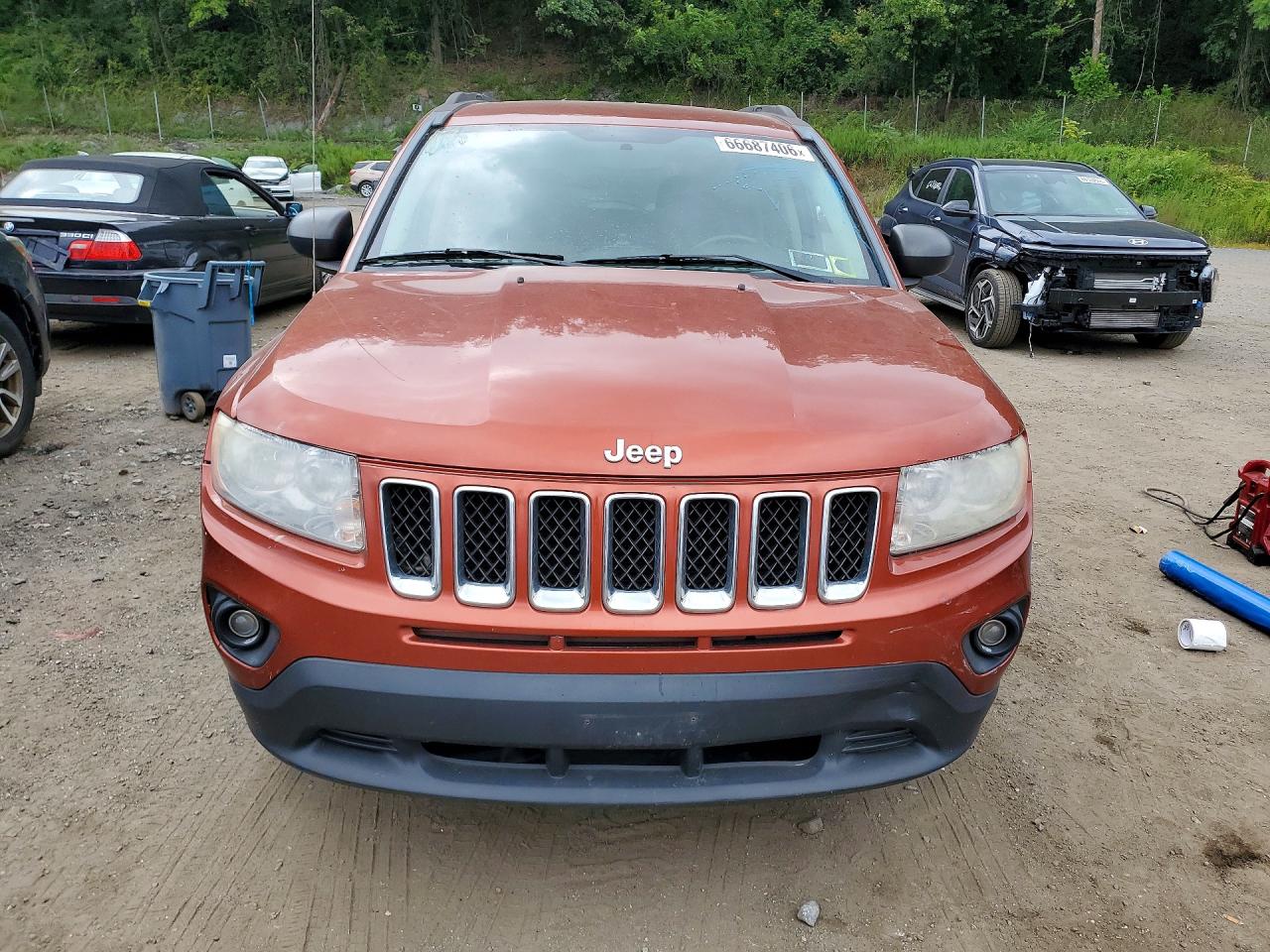 2012 Jeep Compass Latitude Orange vin: 1C4NJDEBXCD603281