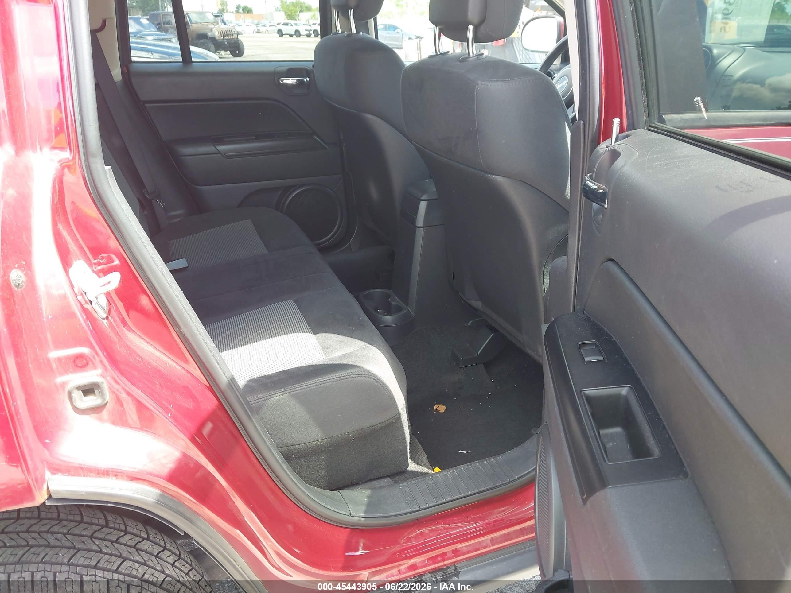2012 Jeep Compass Latitude Red vin: 1C4NJDEBXCD717961