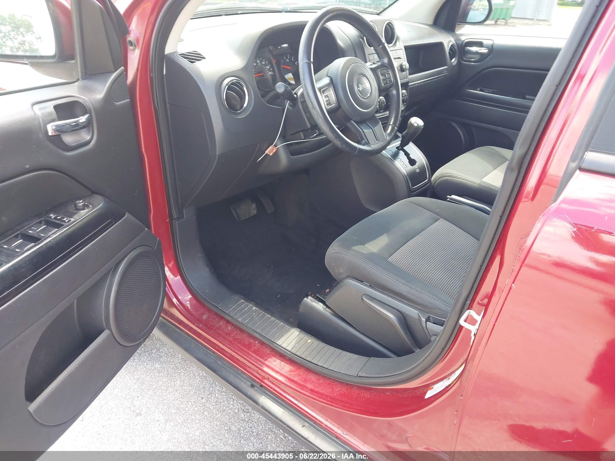 2012 Jeep Compass Latitude Red vin: 1C4NJDEBXCD717961