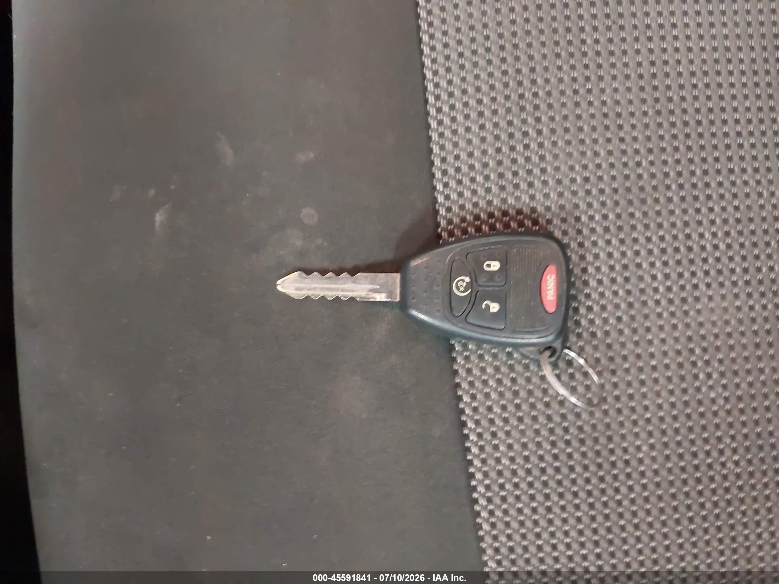 2013 Jeep Compass Latitude Gray vin: 1C4NJDEBXDD140057