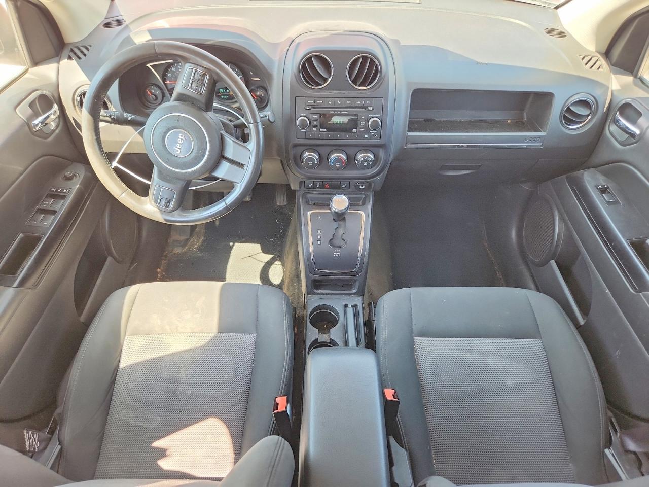 2013 Jeep Compass Latitude Red vin: 1C4NJDEBXDD189940