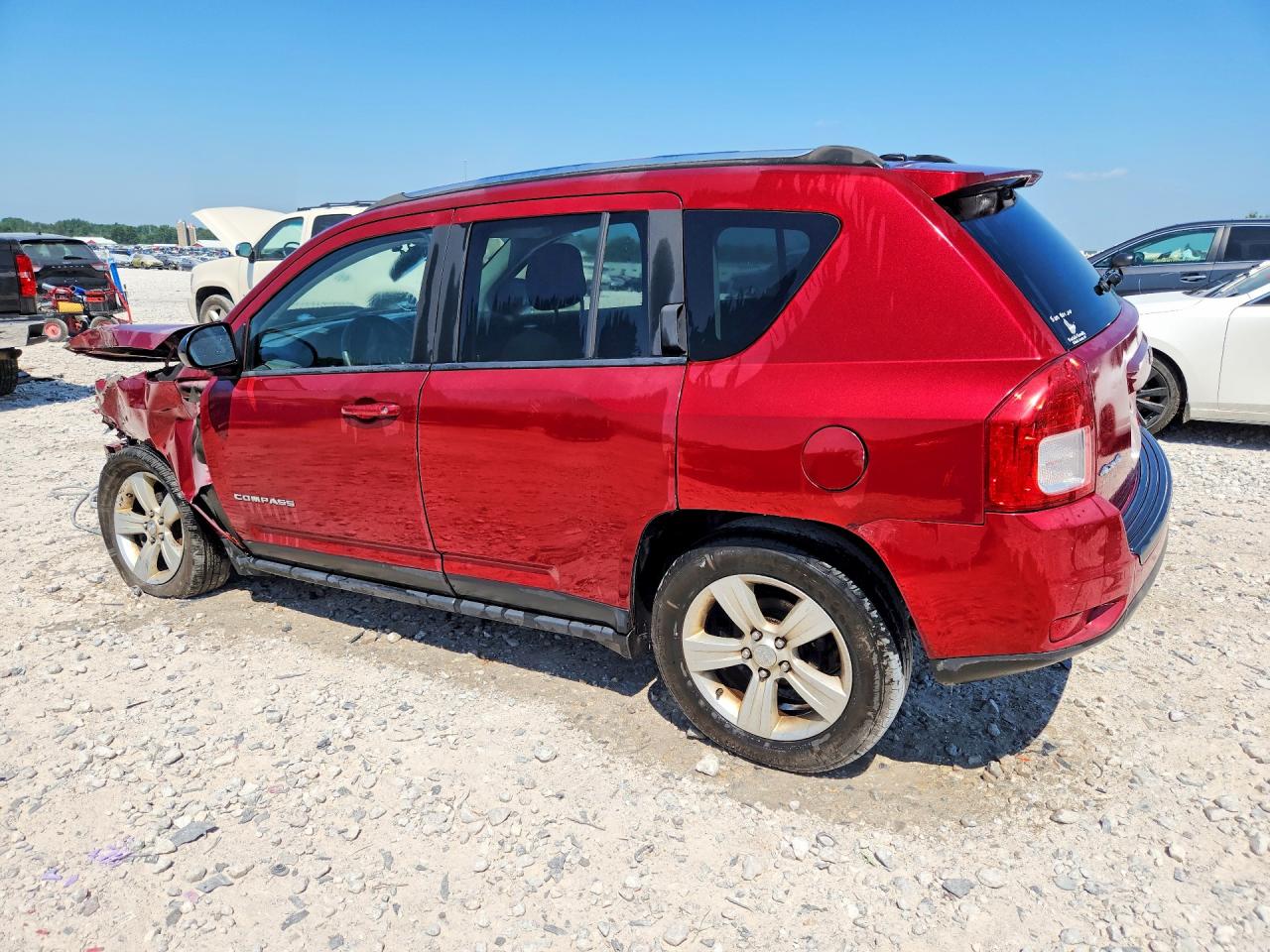 2013 Jeep Compass Latitude Red vin: 1C4NJDEBXDD189940