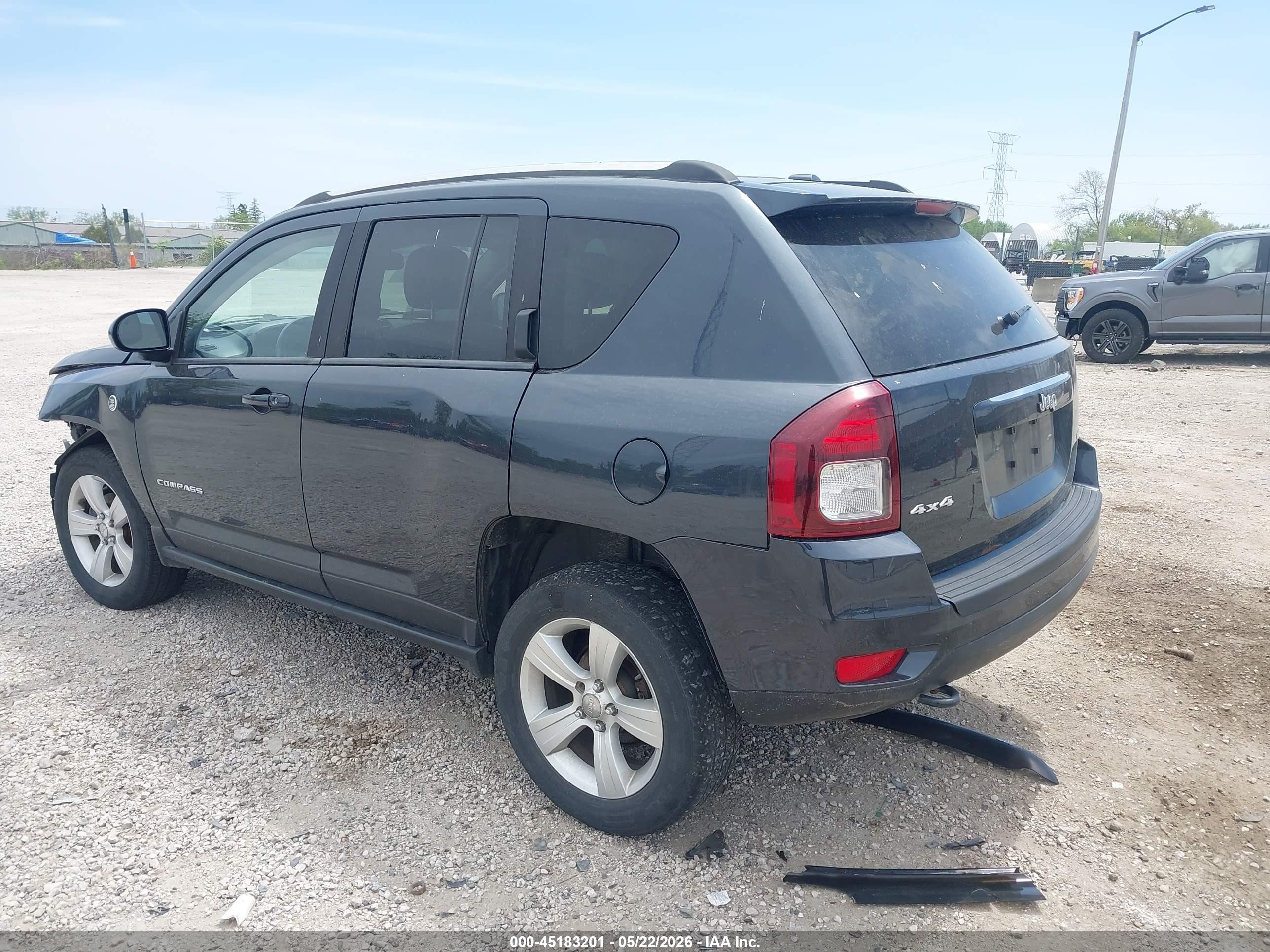 2014 Jeep Compass Latitude Черный vin: 1C4NJDEBXED725447