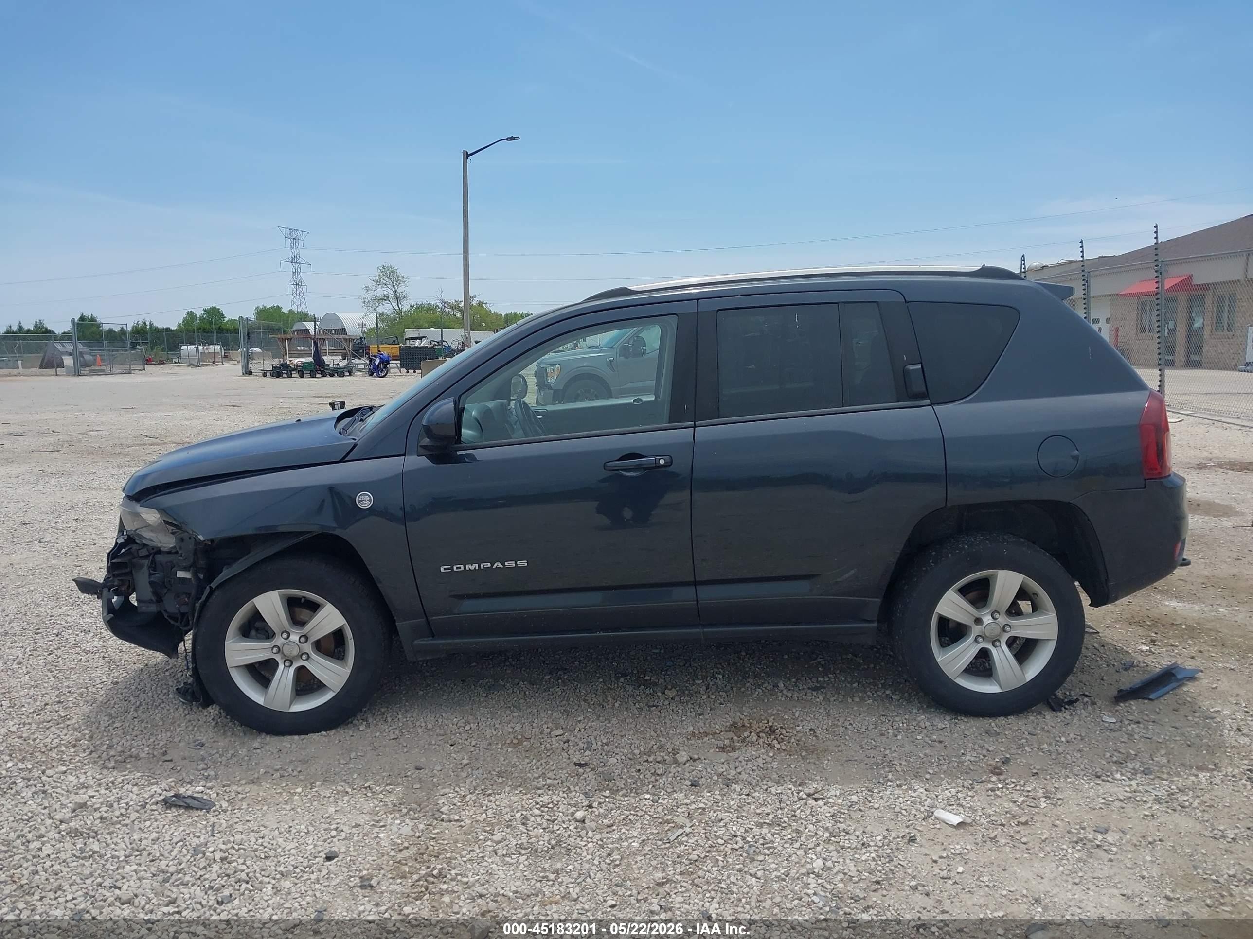 2014 Jeep Compass Latitude Черный vin: 1C4NJDEBXED725447