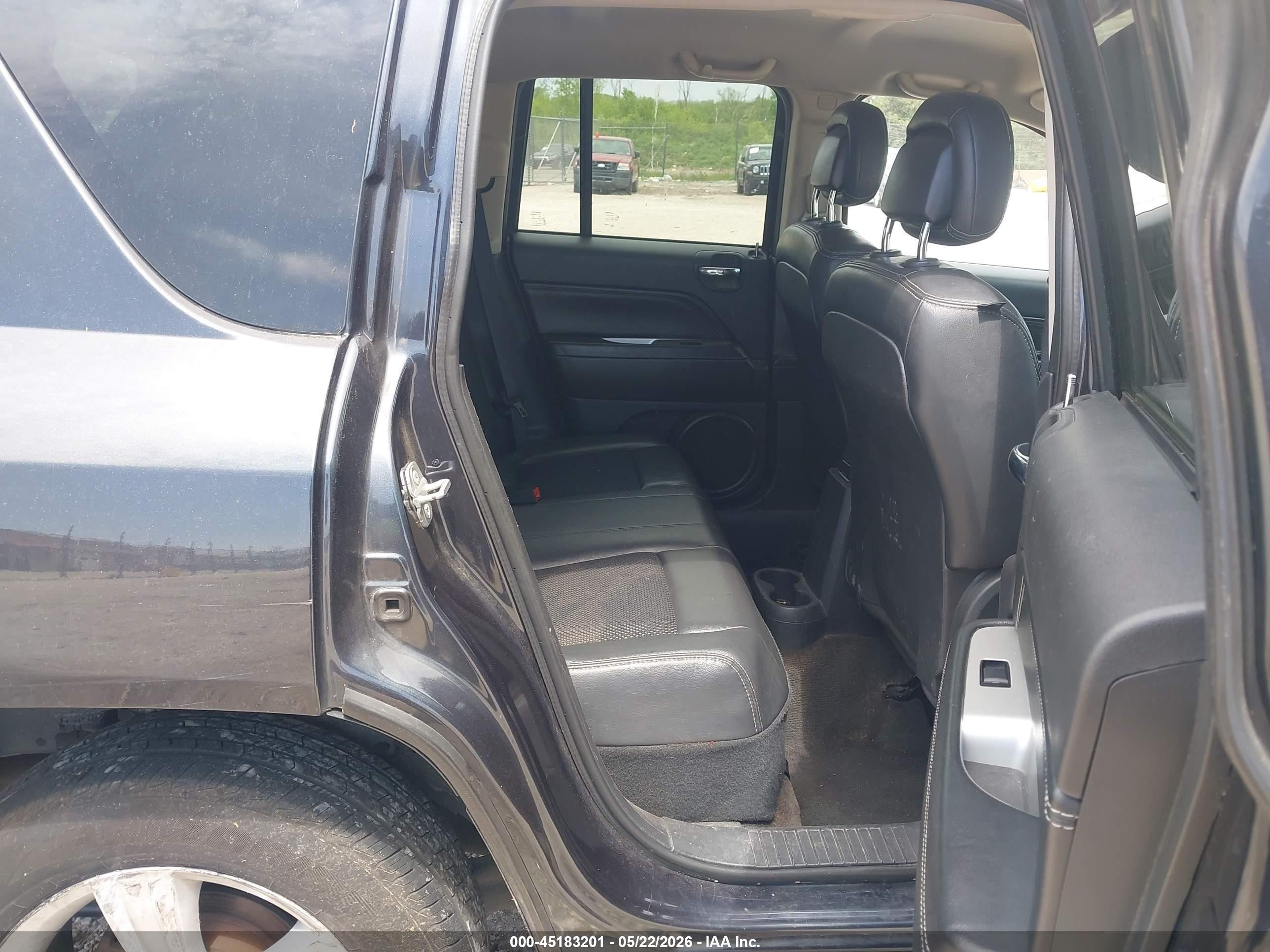 2014 Jeep Compass Latitude Черный vin: 1C4NJDEBXED725447