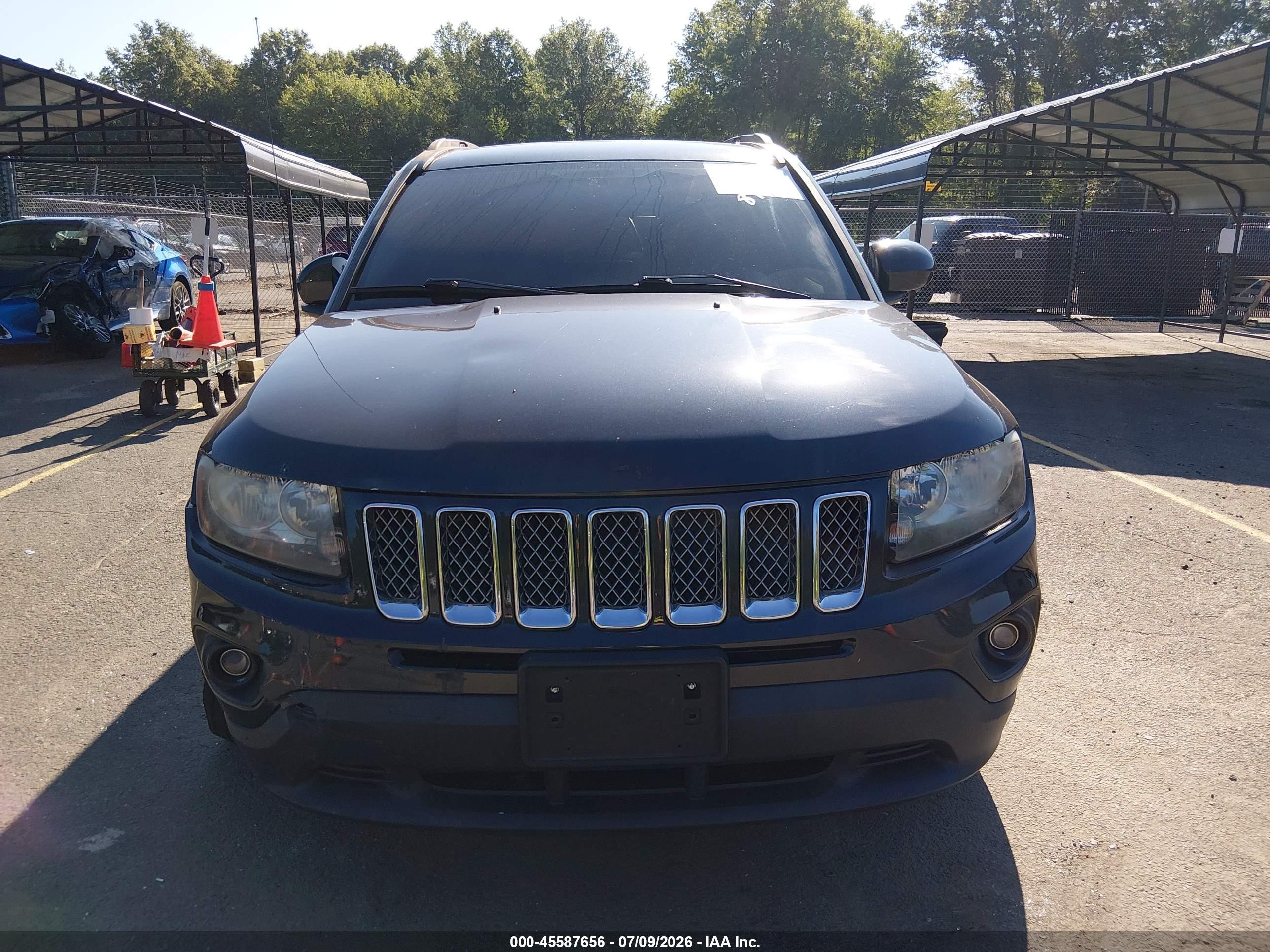 2014 Jeep Compass Latitude Серый vin: 1C4NJDEBXED816573