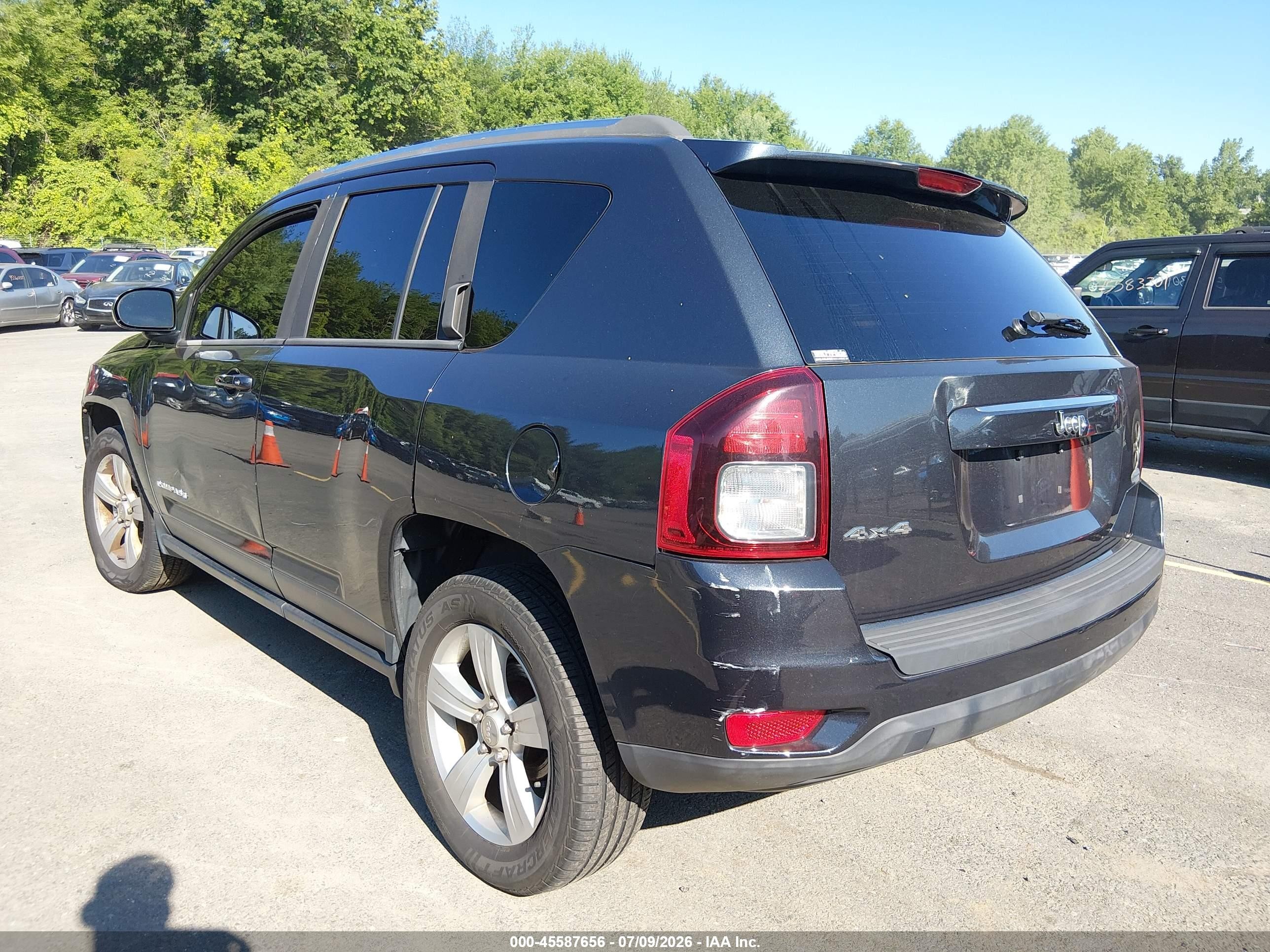2014 Jeep Compass Latitude Серый vin: 1C4NJDEBXED816573