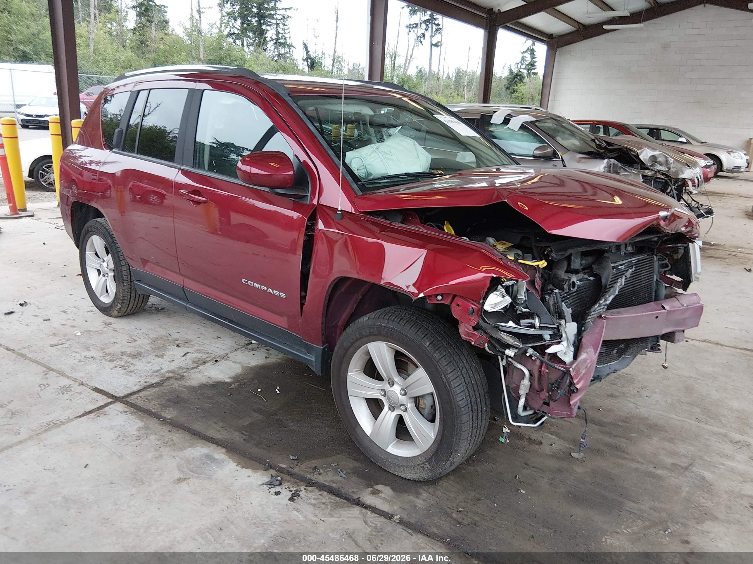 2015 Jeep Compass Latitude Purple vin: 1C4NJDEBXFD162790