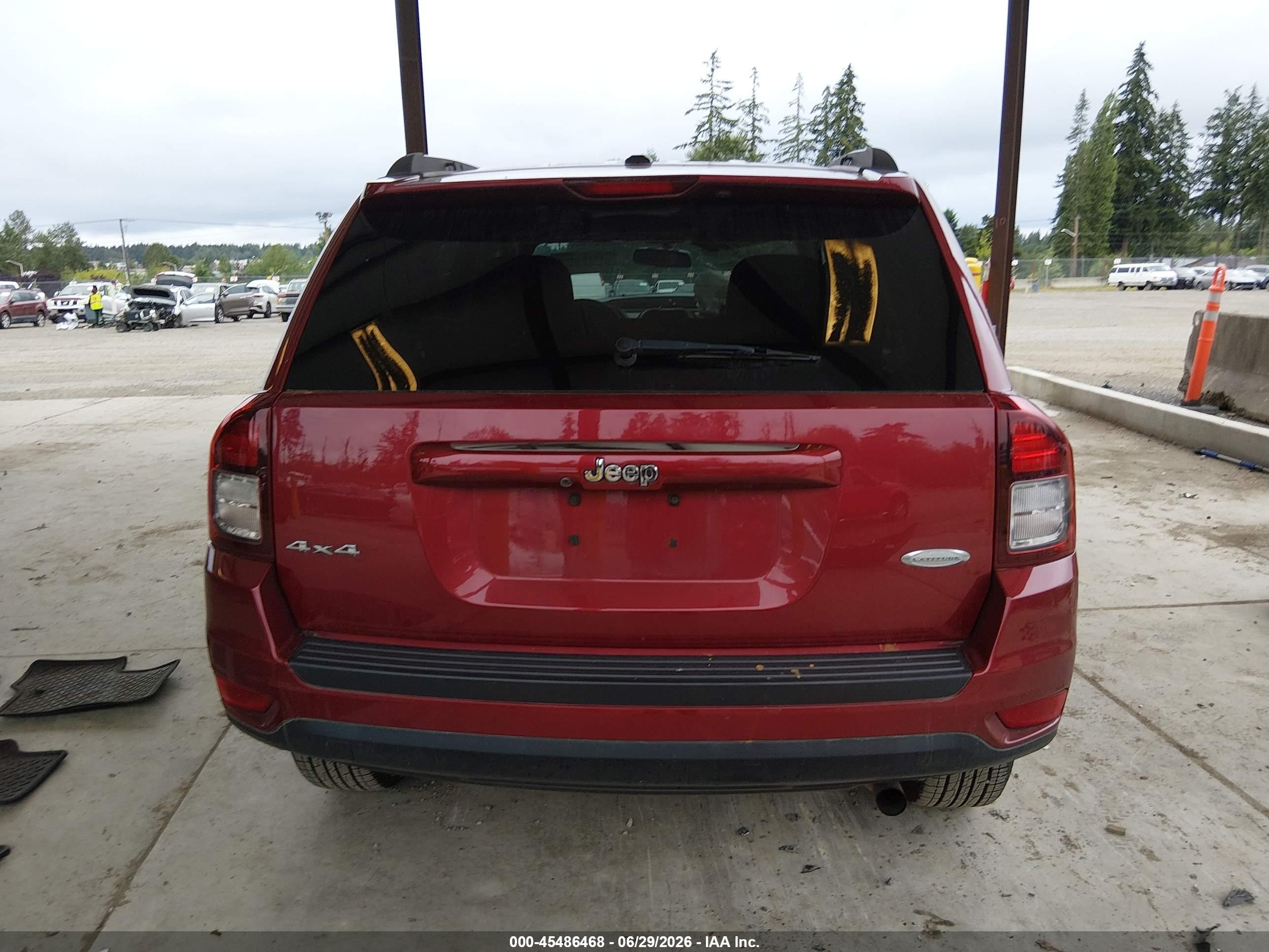 2015 Jeep Compass Latitude Purple vin: 1C4NJDEBXFD162790