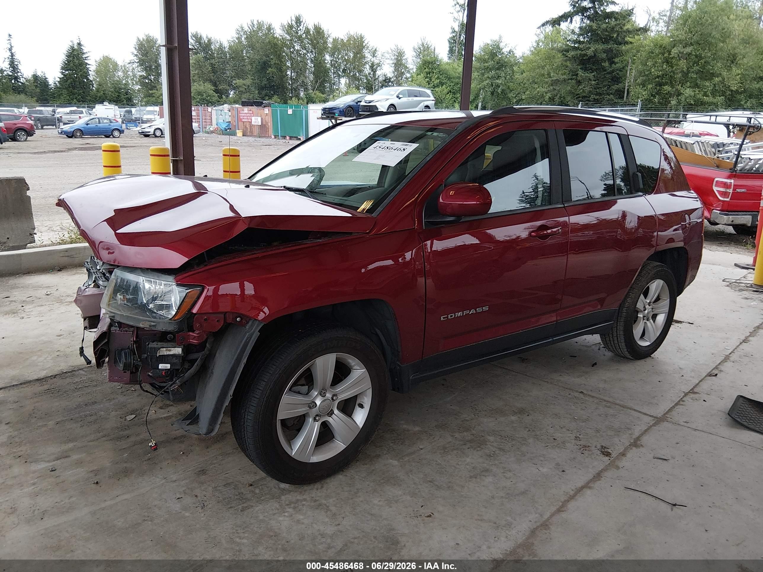 2015 Jeep Compass Latitude Purple vin: 1C4NJDEBXFD162790