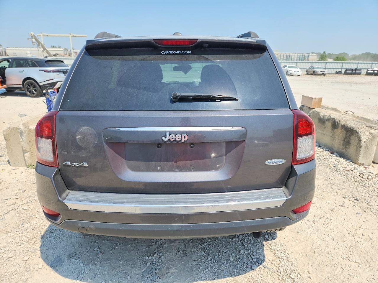 2015 Jeep Compass Latitude Серый vin: 1C4NJDEBXFD371043
