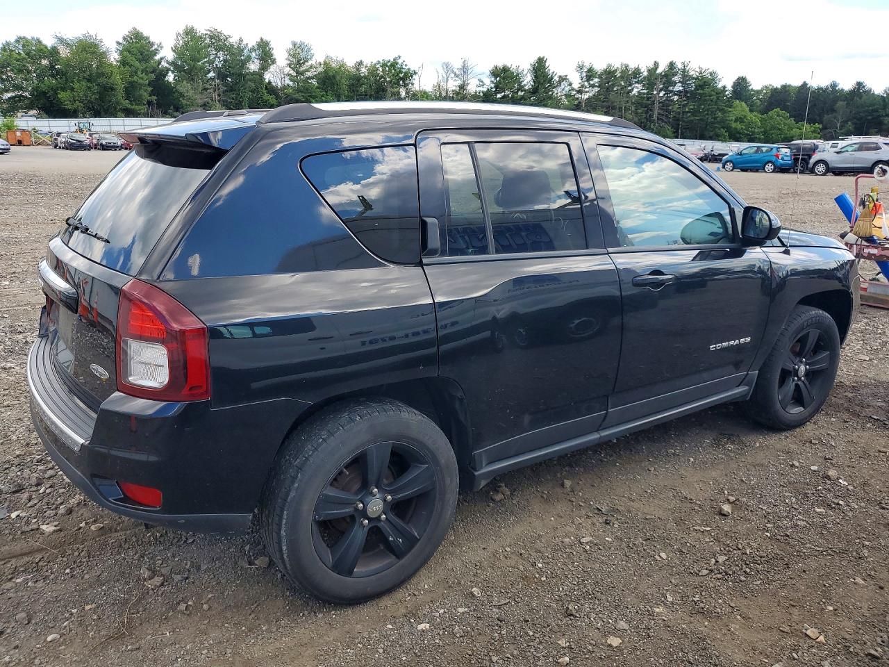 2015 Jeep Compass Latitude Black vin: 1C4NJDEBXFD386061