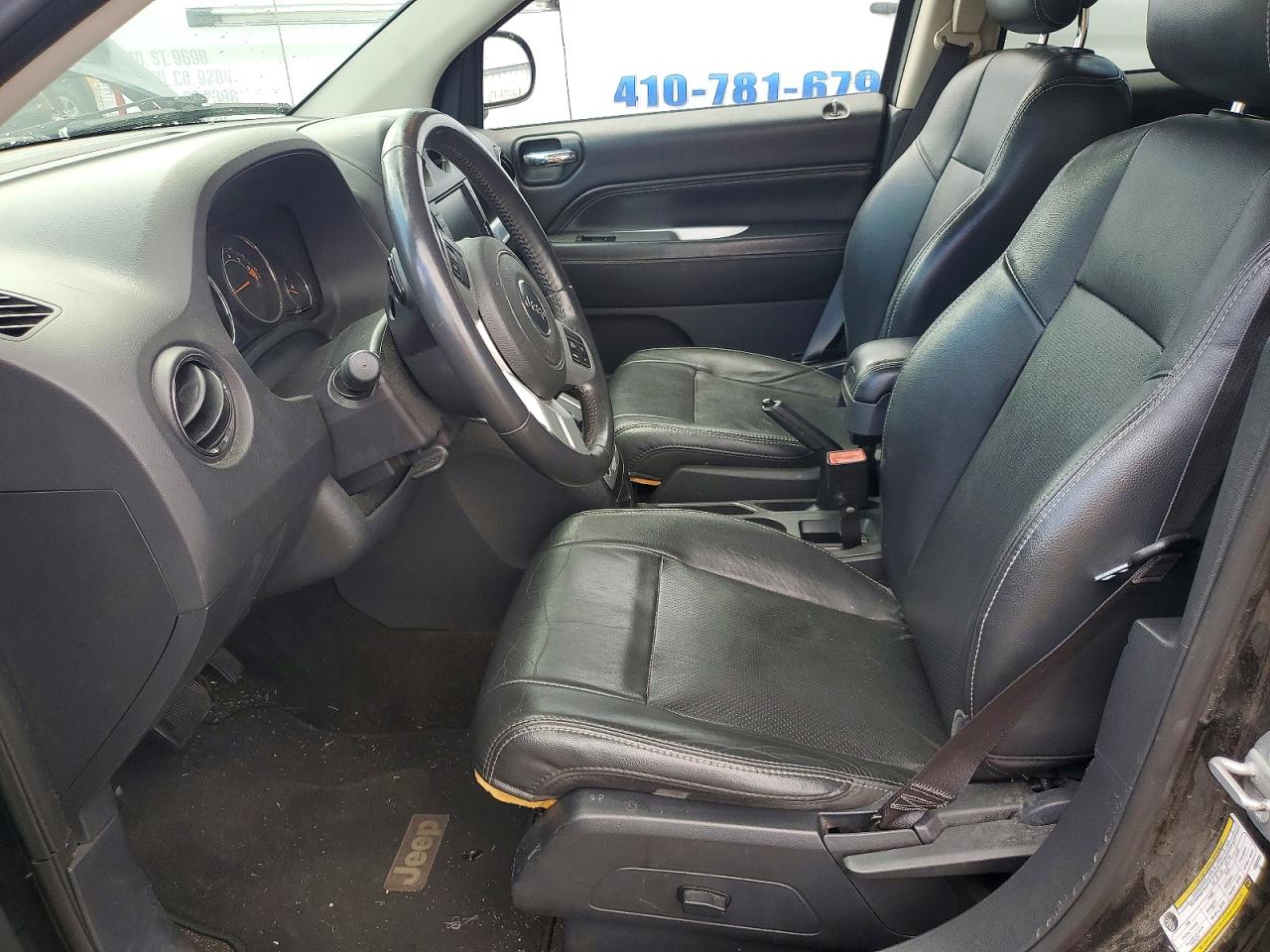2015 Jeep Compass Latitude Black vin: 1C4NJDEBXFD386061