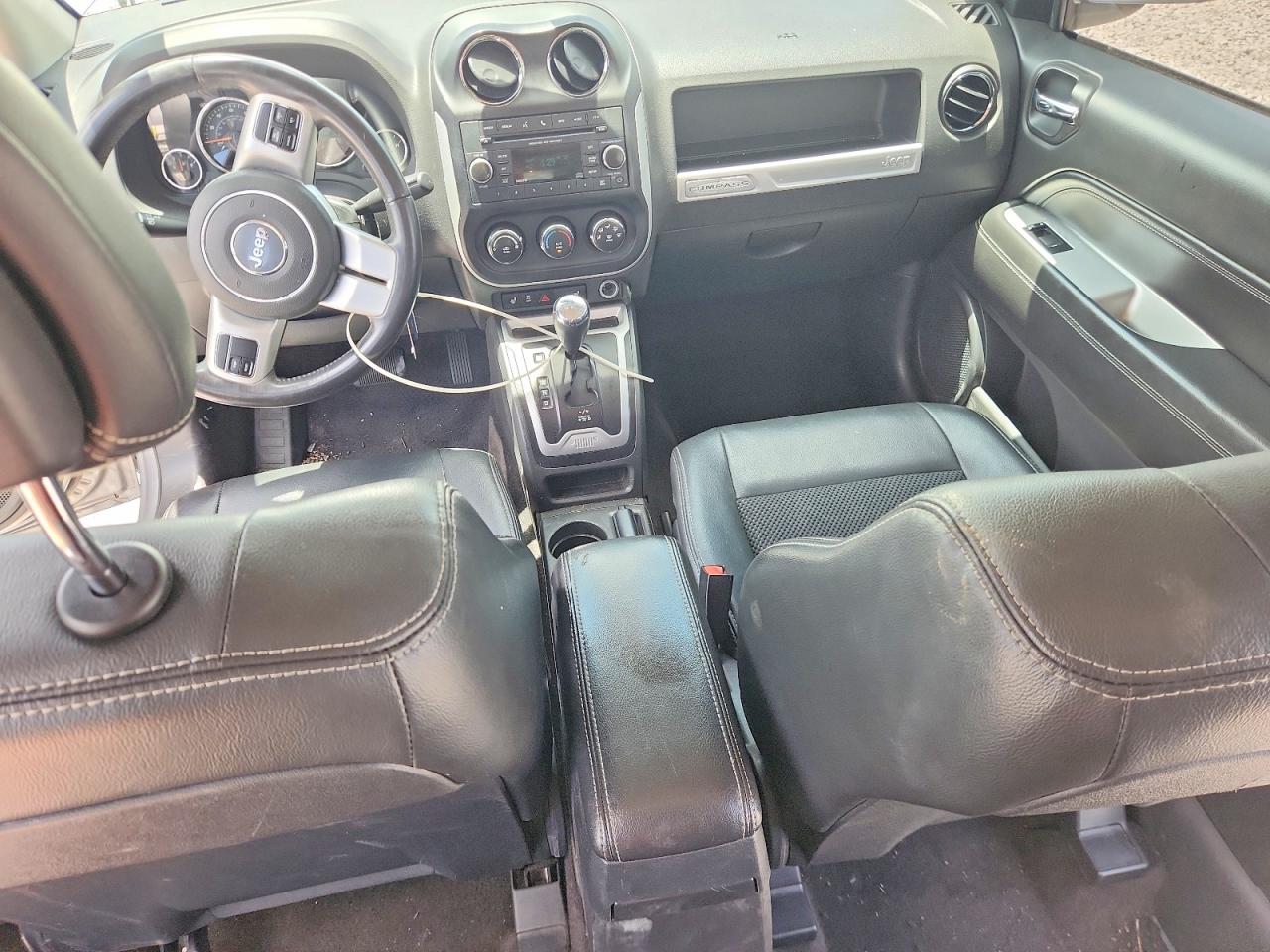 2017 Jeep Compass Latitude Серый vin: 1C4NJDEBXHD191483