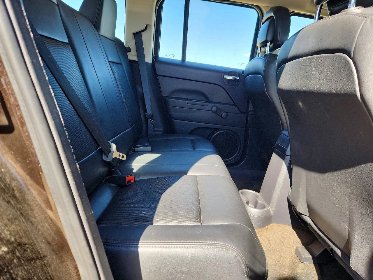 2014 Jeep Patriot Черный vin: 1C4NJPAA3ED856444