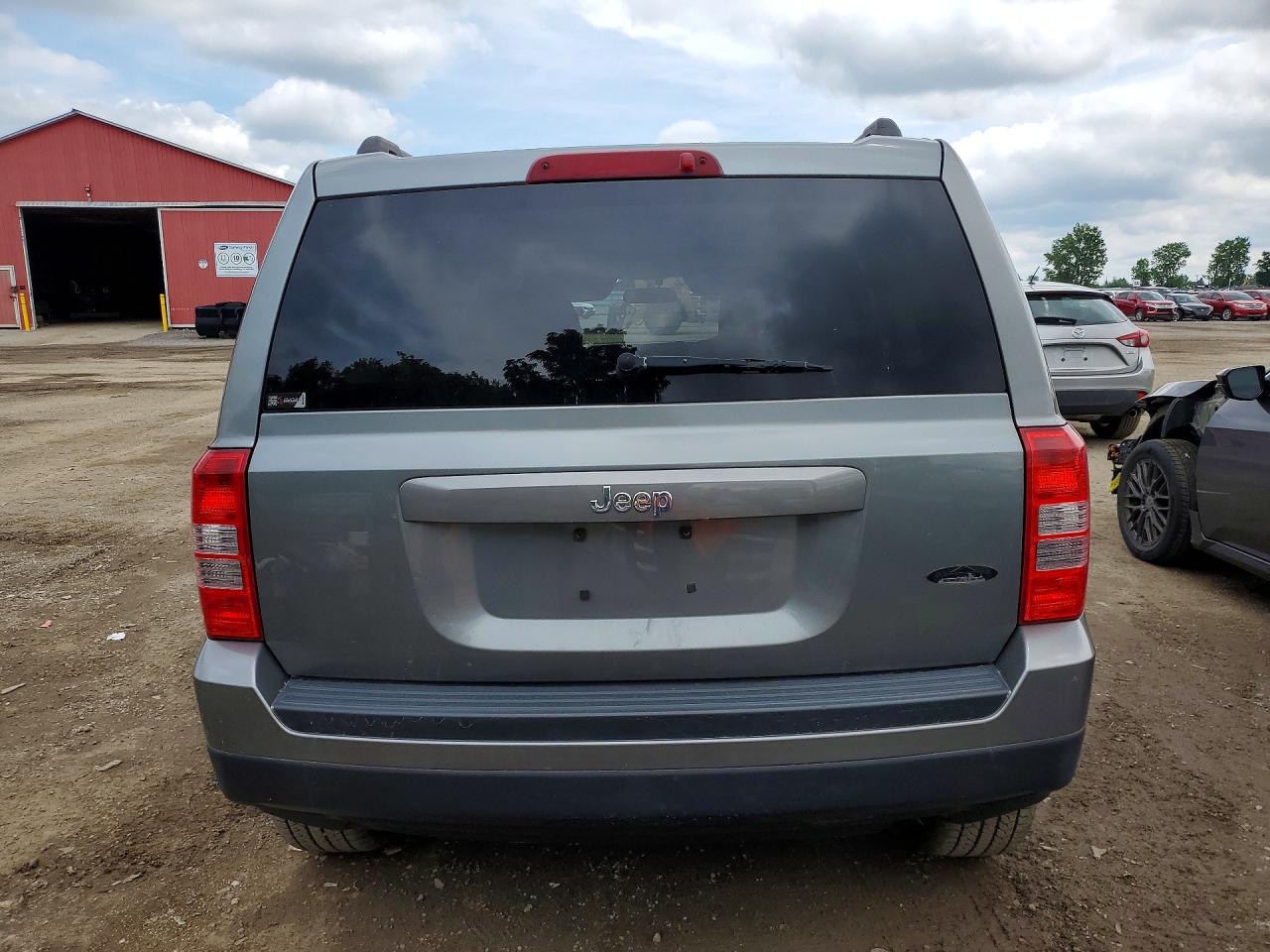 2012 Jeep Patriot Gray vin: 1C4NJPAB6CD647379
