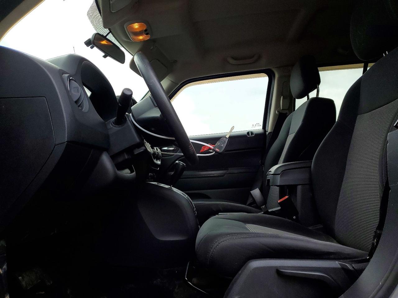 2012 Jeep Patriot Gray vin: 1C4NJPAB6CD647379