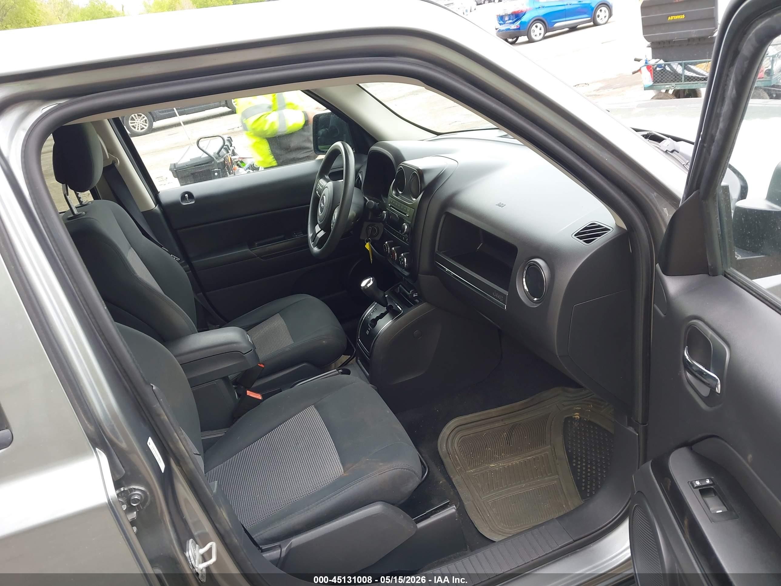 2013 Jeep Patriot Sport Gray vin: 1C4NJPBA0DD109820