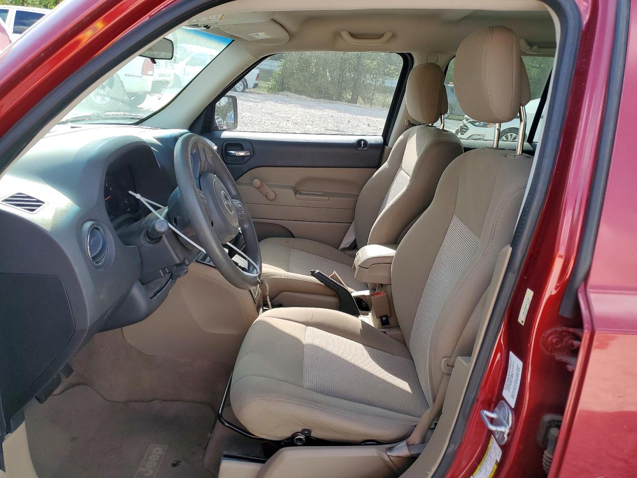 2013 Jeep Patriot Sport Red vin: 1C4NJPBA0DD131364
