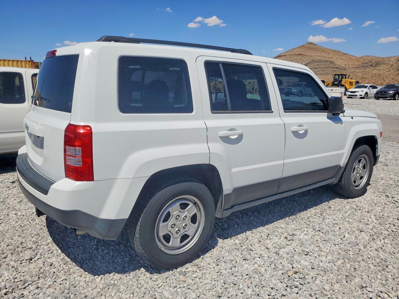 2014 Jeep Patriot Sport White vin: 1C4NJPBA0ED559548