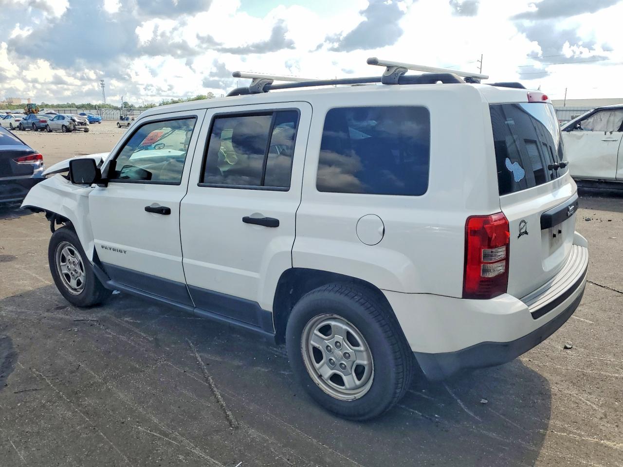 2014 Jeep Patriot Sport White vin: 1C4NJPBA0ED695095