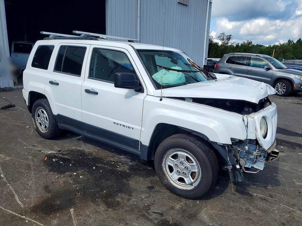 2014 Jeep Patriot Sport White vin: 1C4NJPBA0ED695095