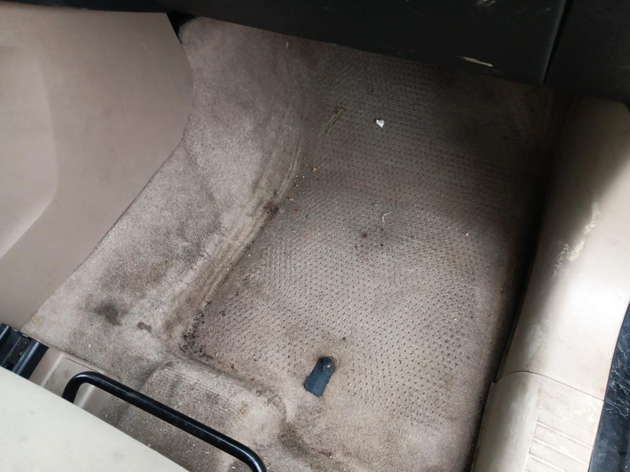 2014 Jeep Patriot Sport Черный vin: 1C4NJPBA0ED715314 Damage: Right Front Carpet, Stained, Permanent