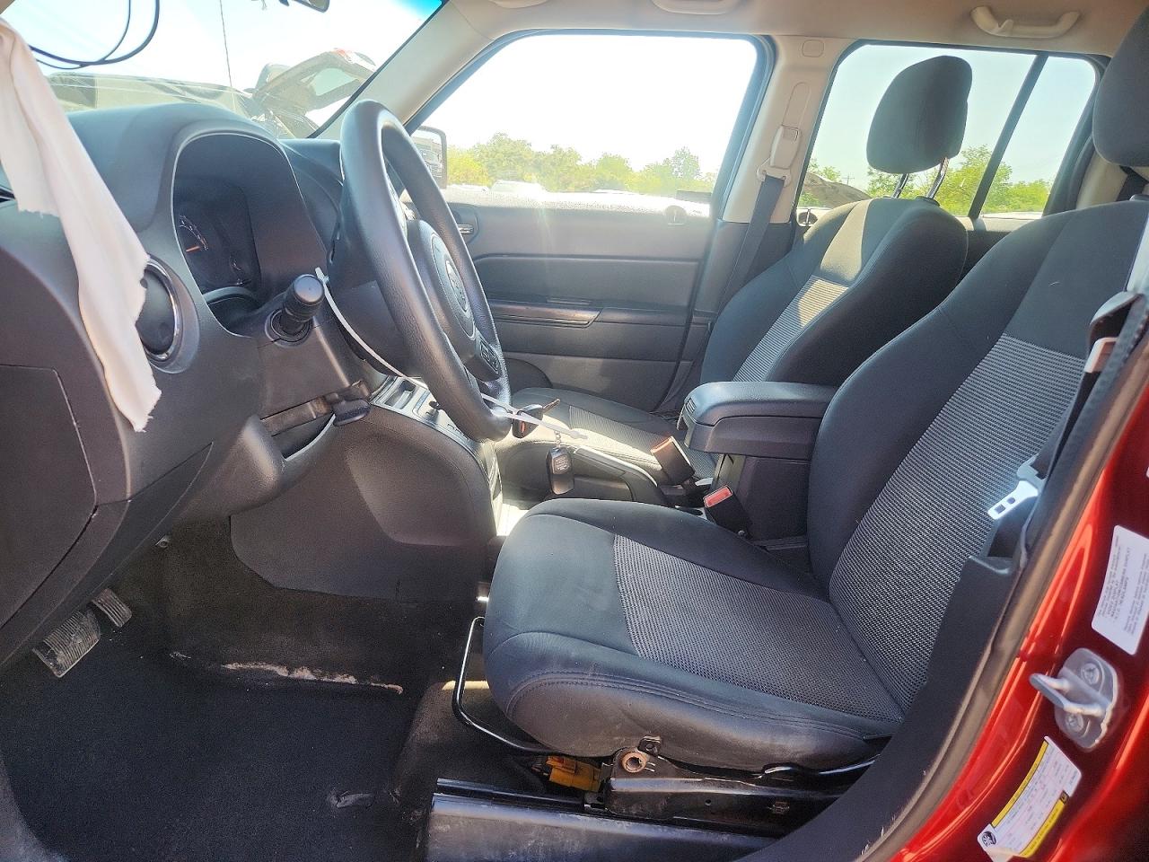 2014 Jeep Patriot Sport Red vin: 1C4NJPBA0ED790255