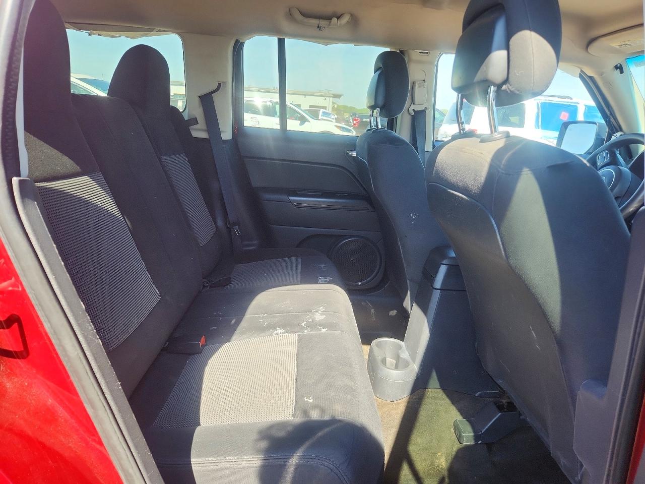 2014 Jeep Patriot Sport Red vin: 1C4NJPBA0ED790255