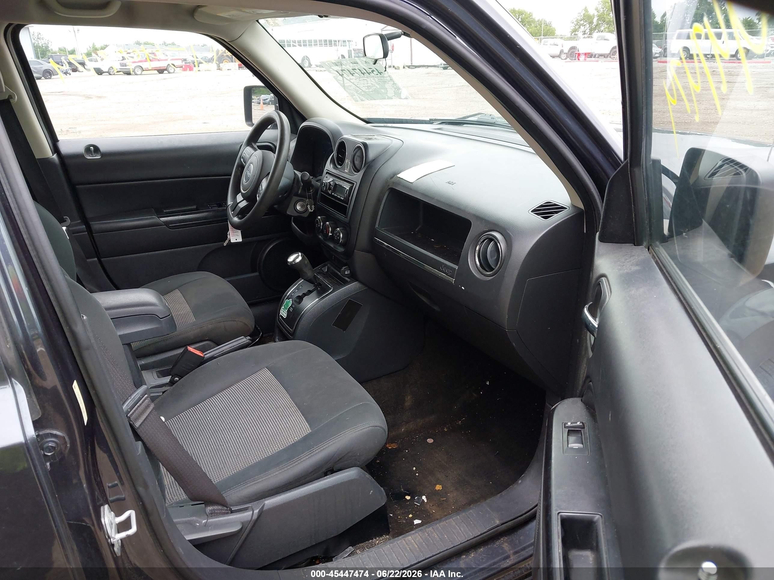 2015 Jeep Patriot Sport Серый vin: 1C4NJPBA0FD129746